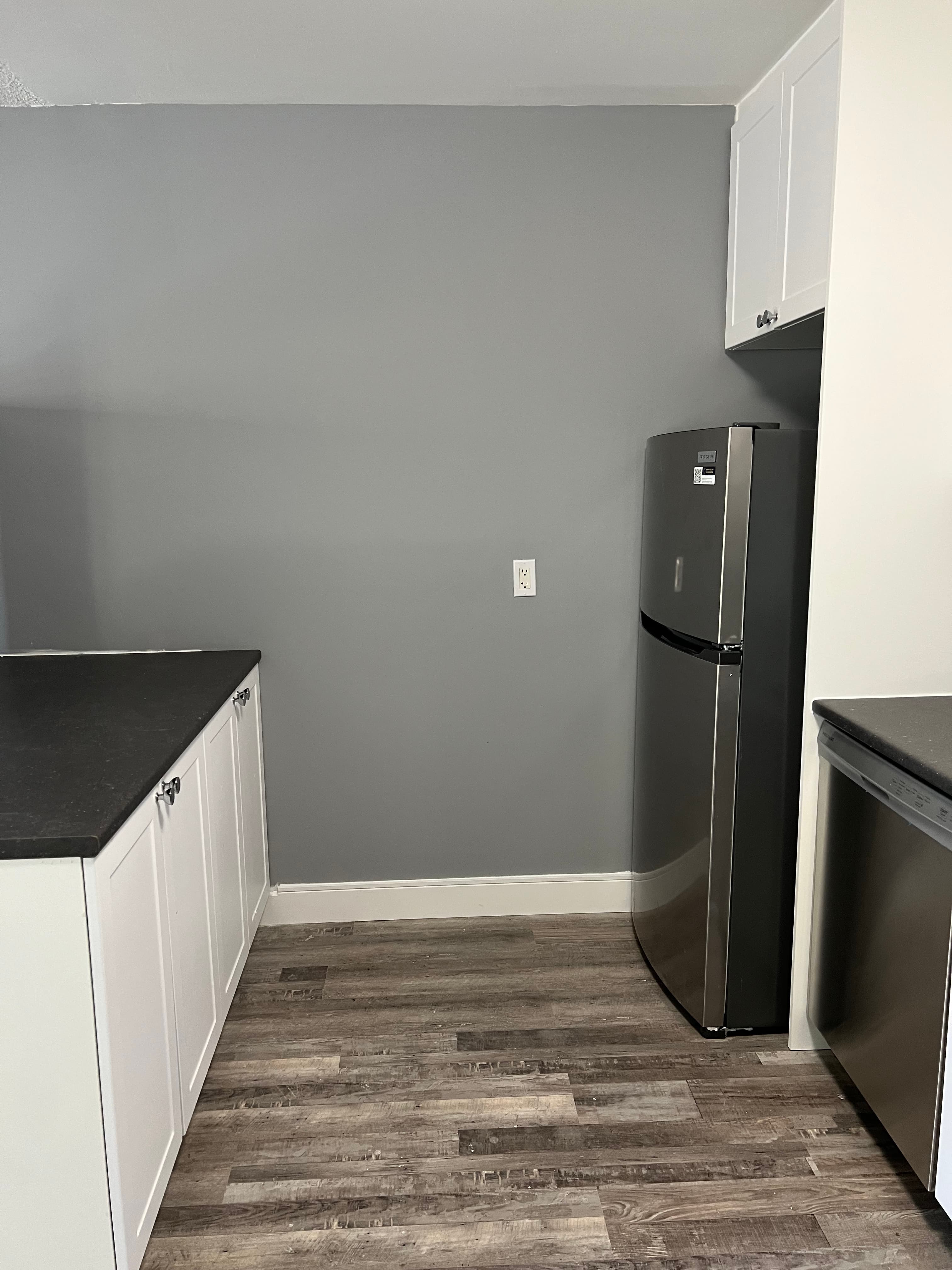Whitehall Apartments — 305 - Photo 16