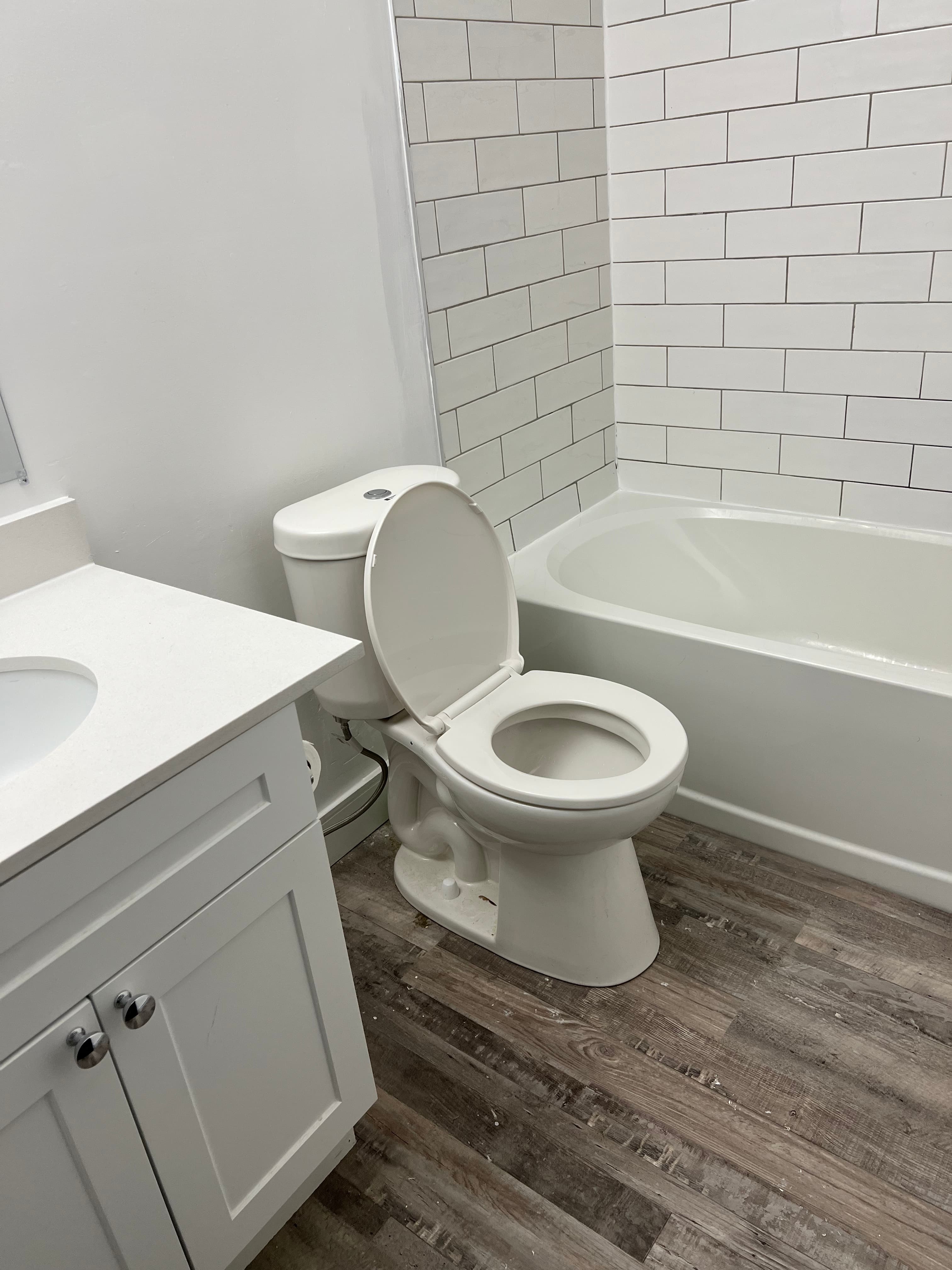 Whitehall Apartments — 305 - Photo 18