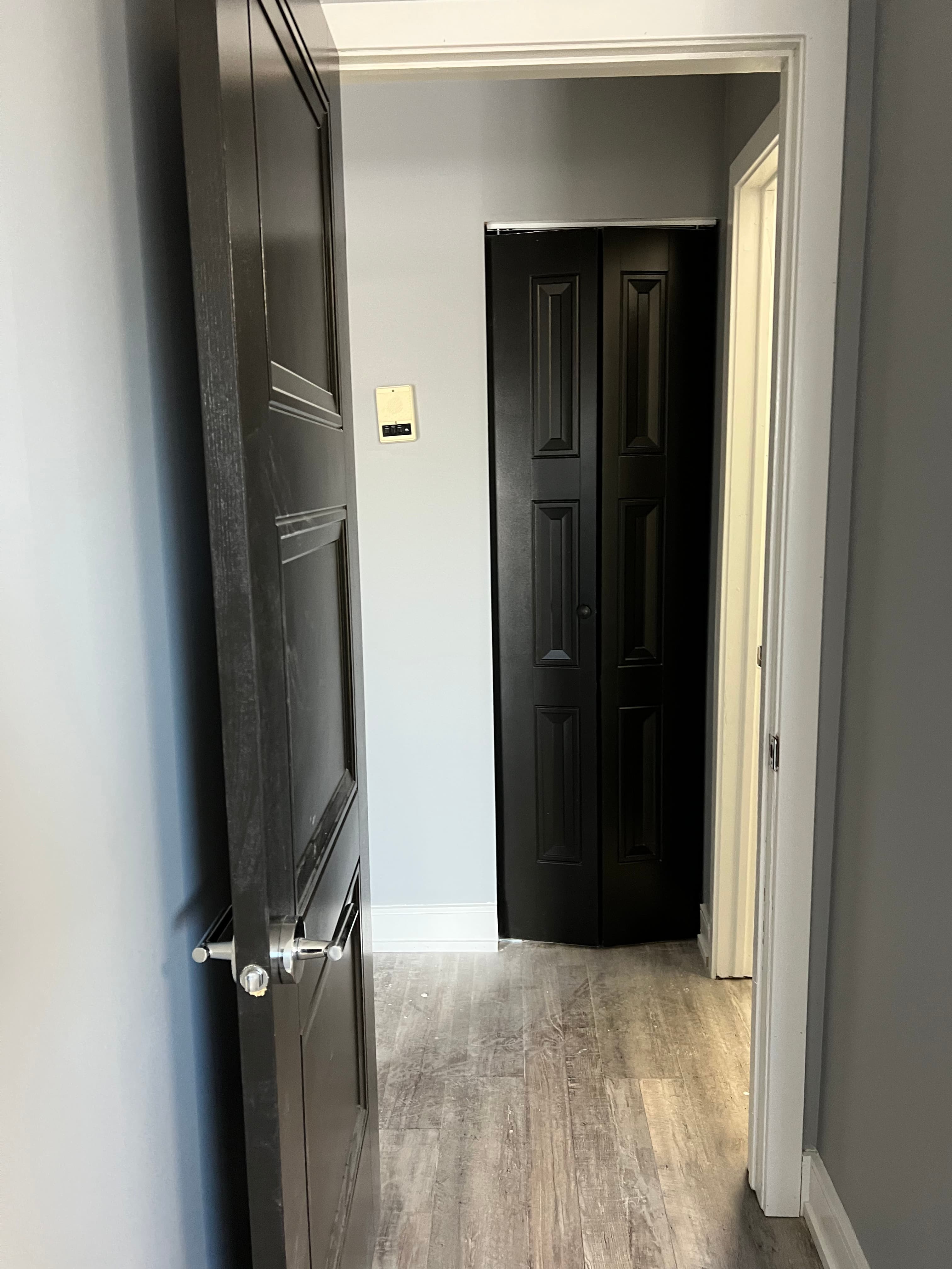 Whitehall Apartments — 305 - Photo 20