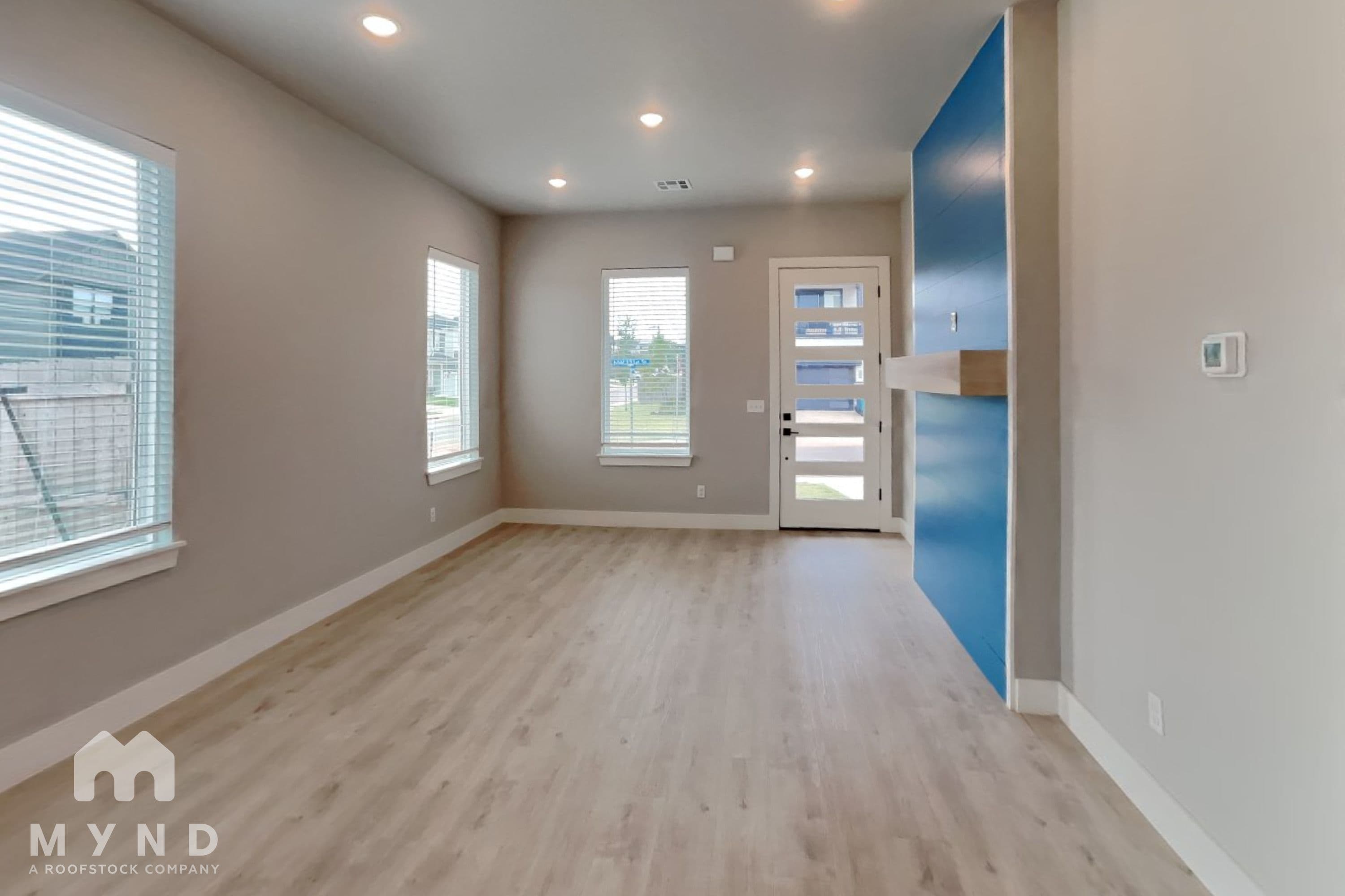 MYND — 3 Bedroom(s) and 2.5 Bathroom(s) - Photo 3