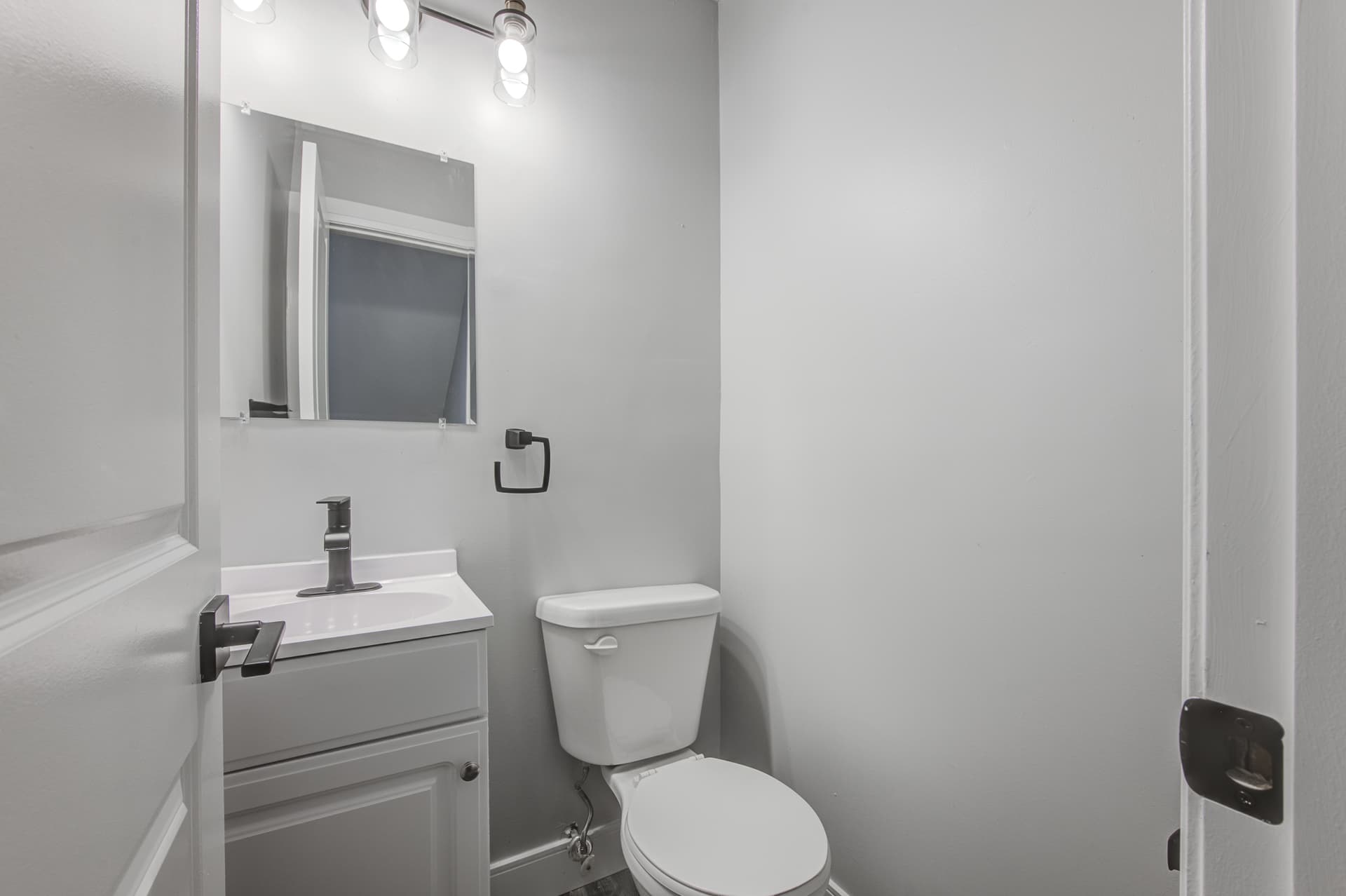 Avanew — Unit 4 - Photo 12