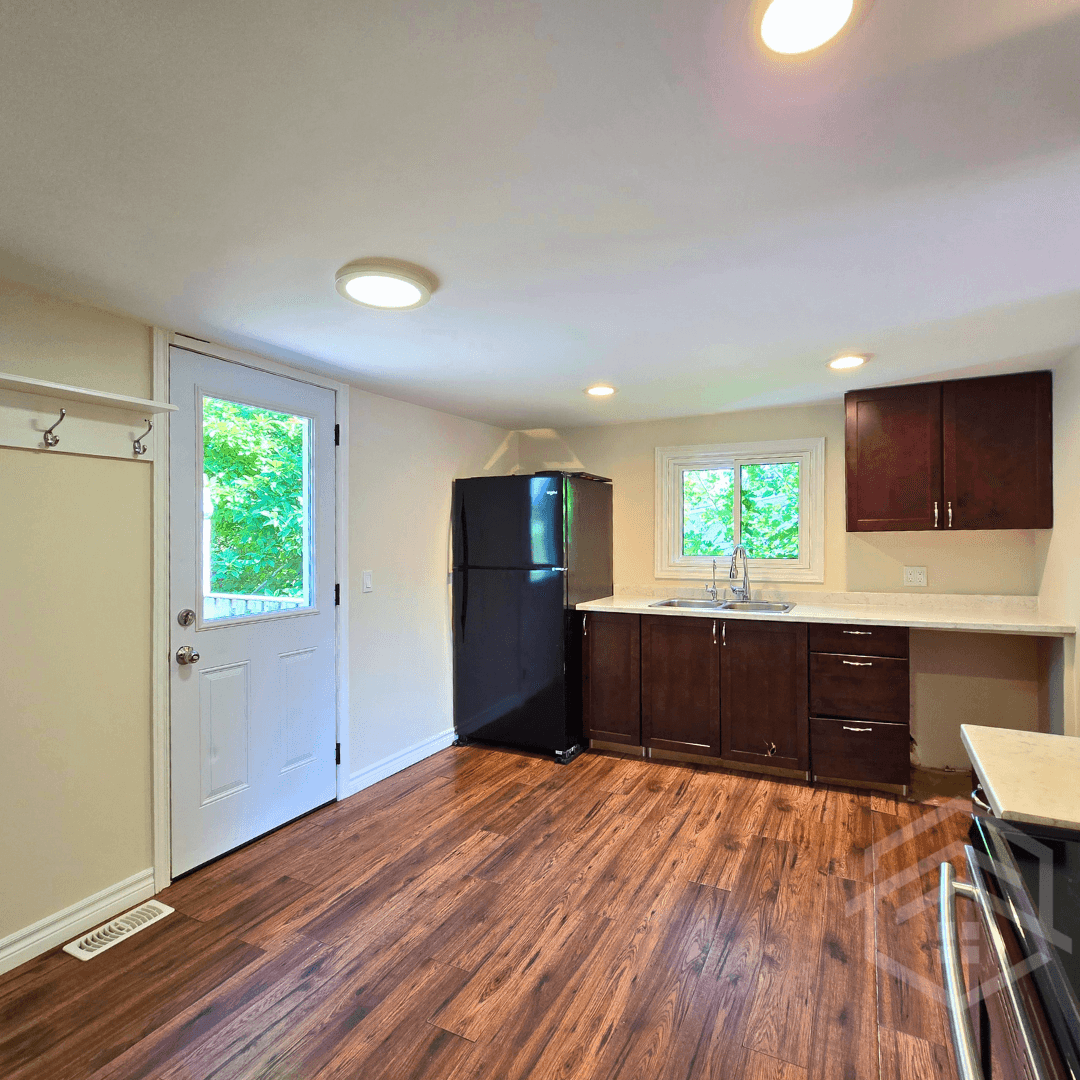 Oversight PM — 3 Bedroom(s) and 1 Bathroom(s) - Photo 5