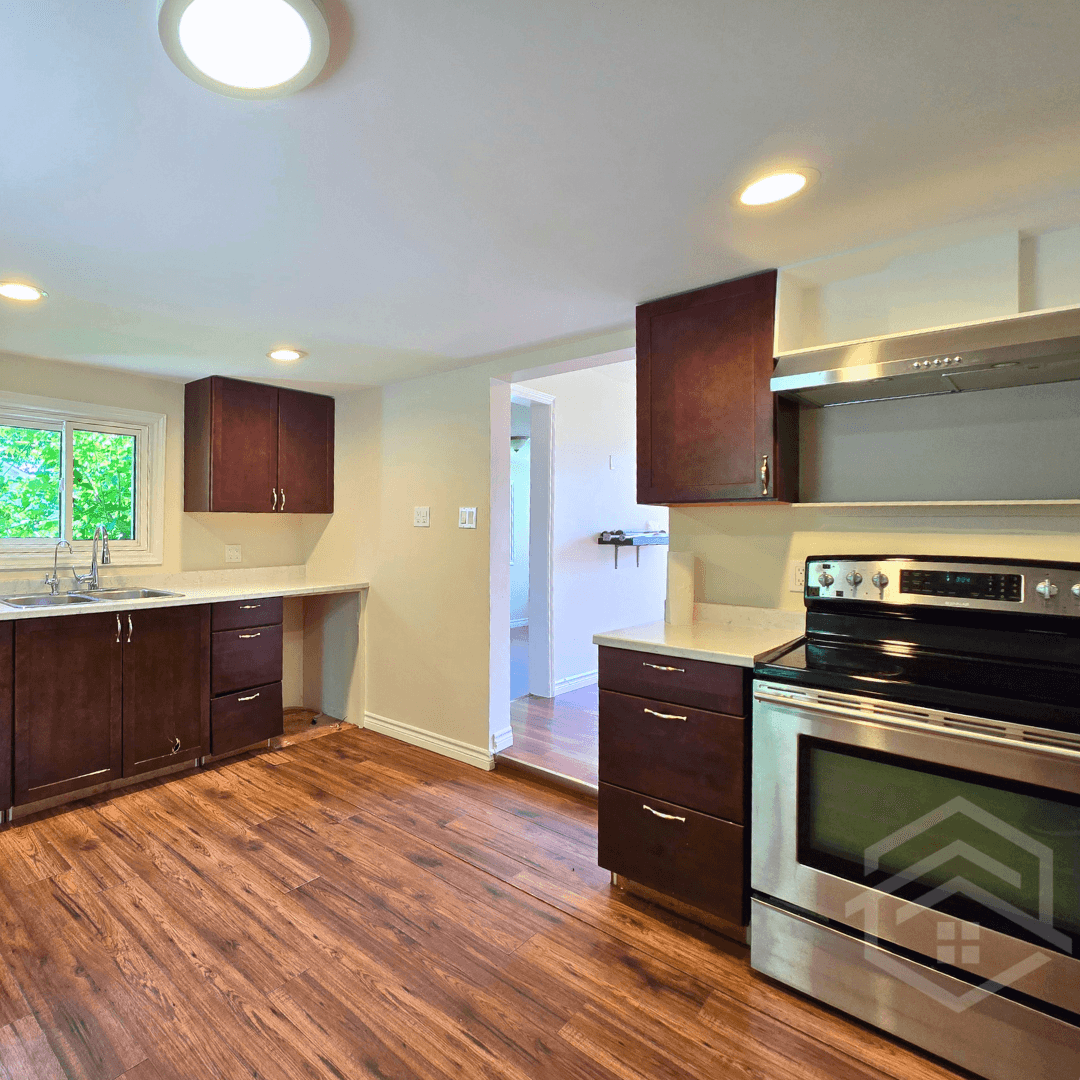 Oversight PM — 3 Bedroom(s) and 1 Bathroom(s) - Photo 4