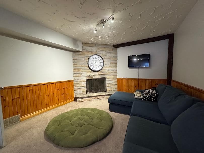 K-W Property Management - Photo 11