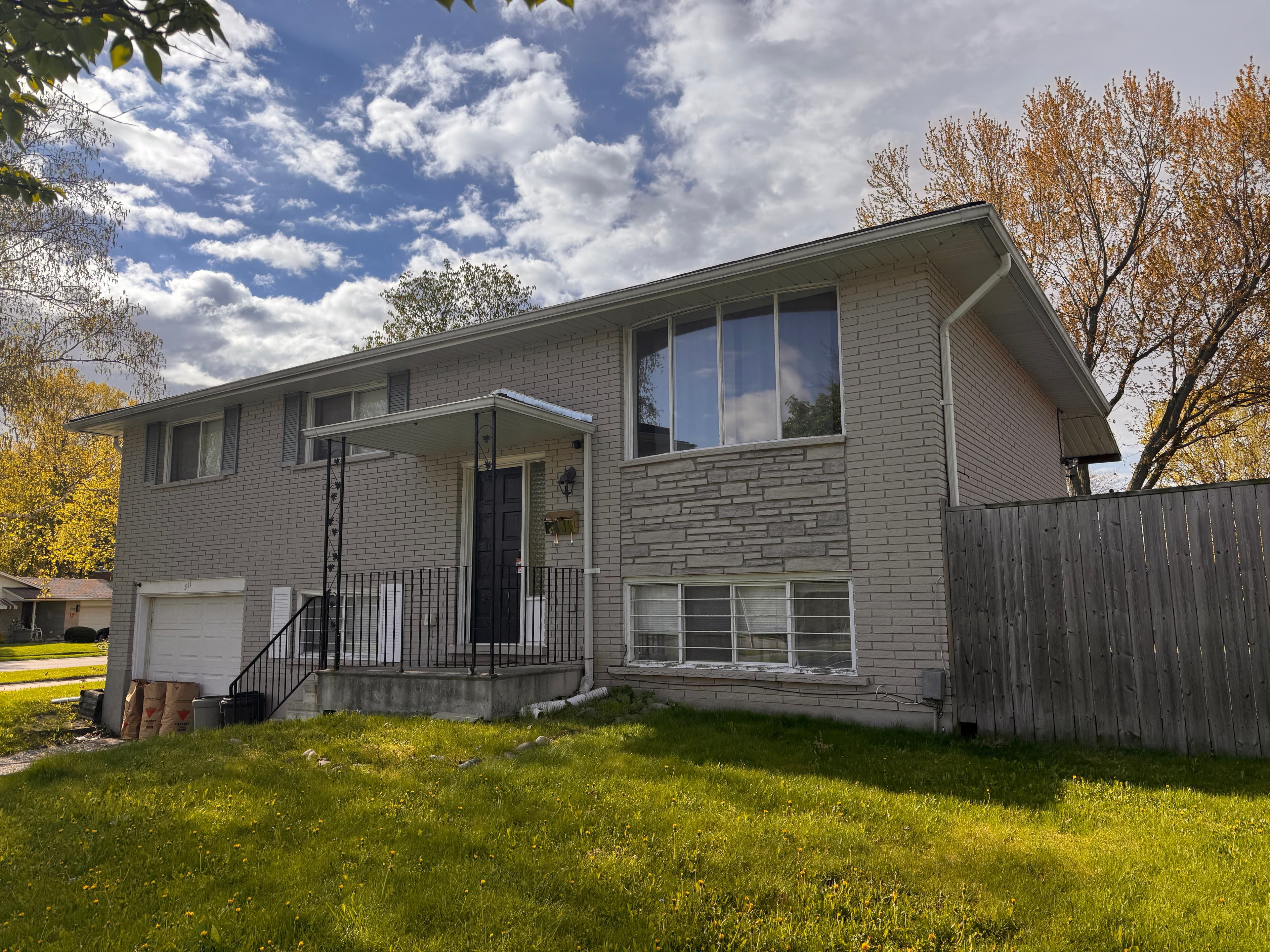 K-W Property Management — 4 Bedroom(s) and 2 Bathroom(s)