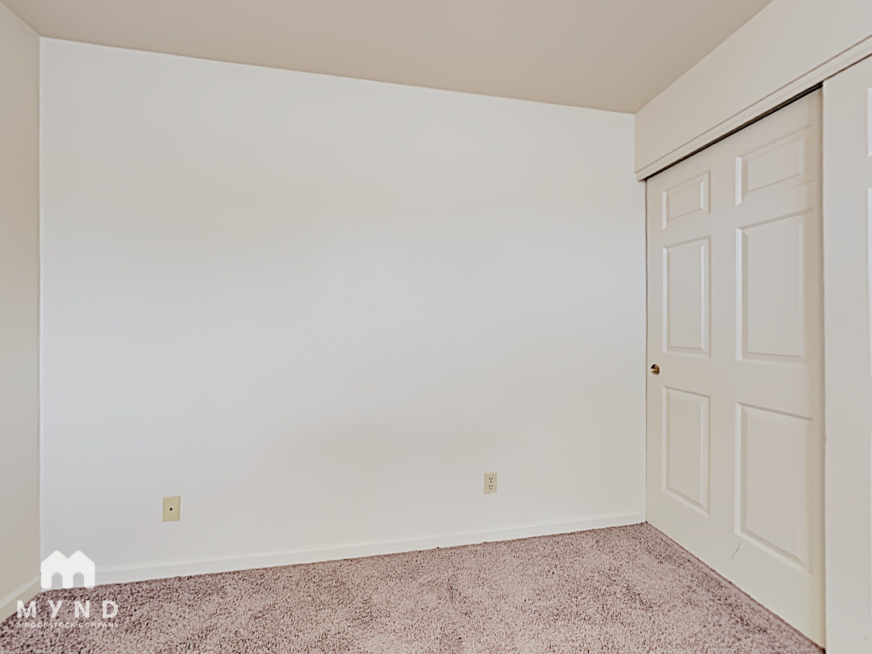 MYND — 3 - Photo 6