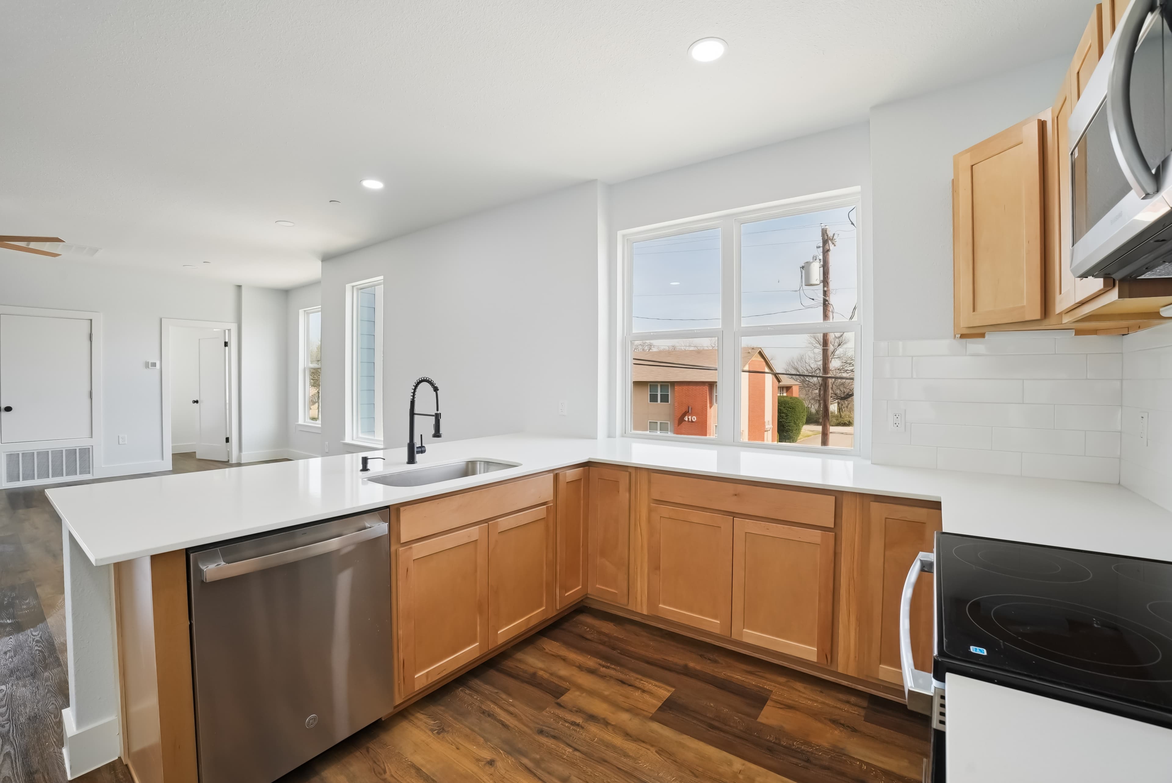 Scott Brown Properties - Photo 25