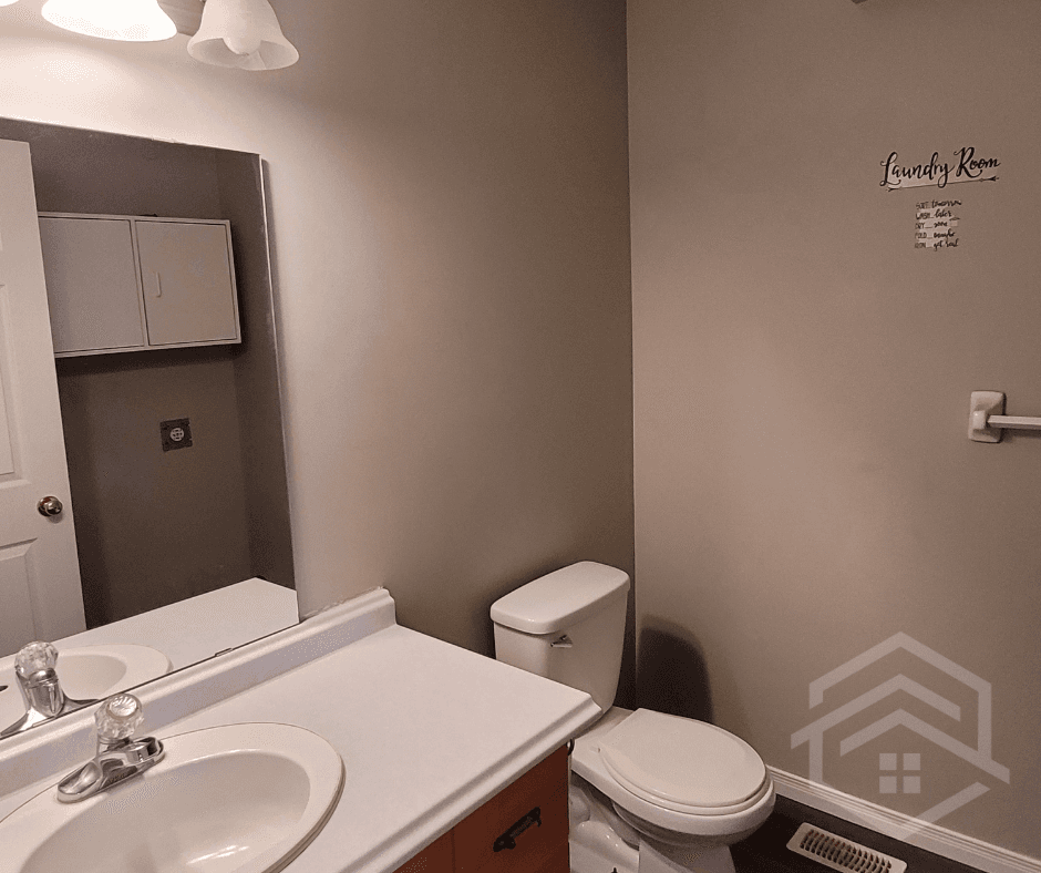 Oversight PM — 3 Bedroom(s) and 1.5 Bathroom(s) - Photo 3