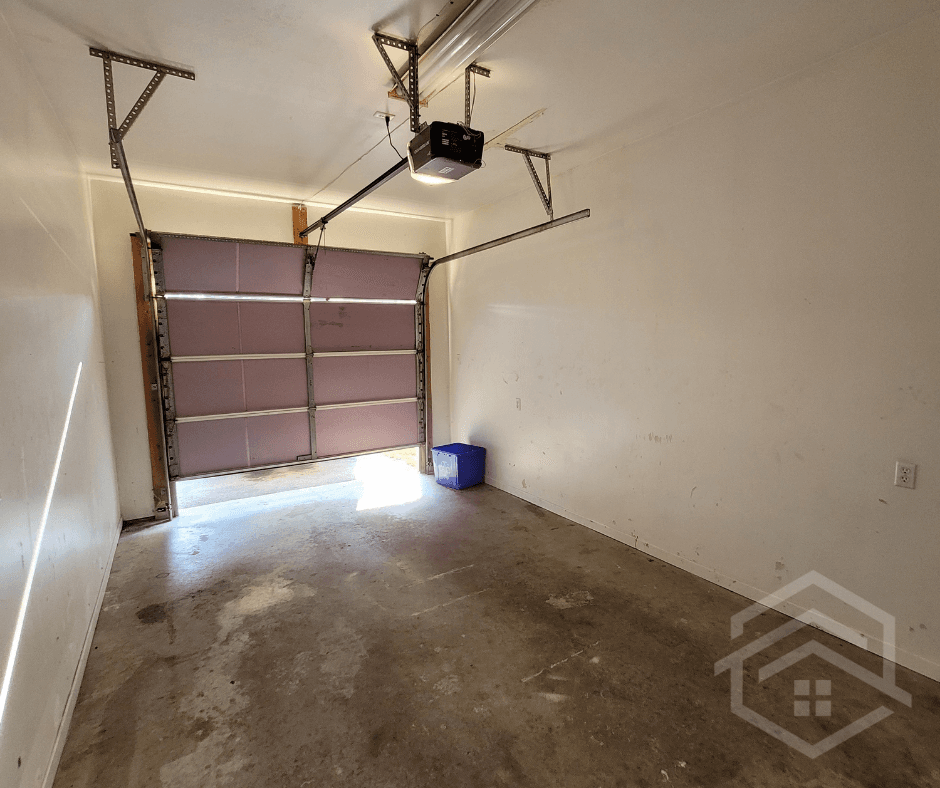 Oversight PM — 3 Bedroom(s) and 1.5 Bathroom(s) - Photo 9