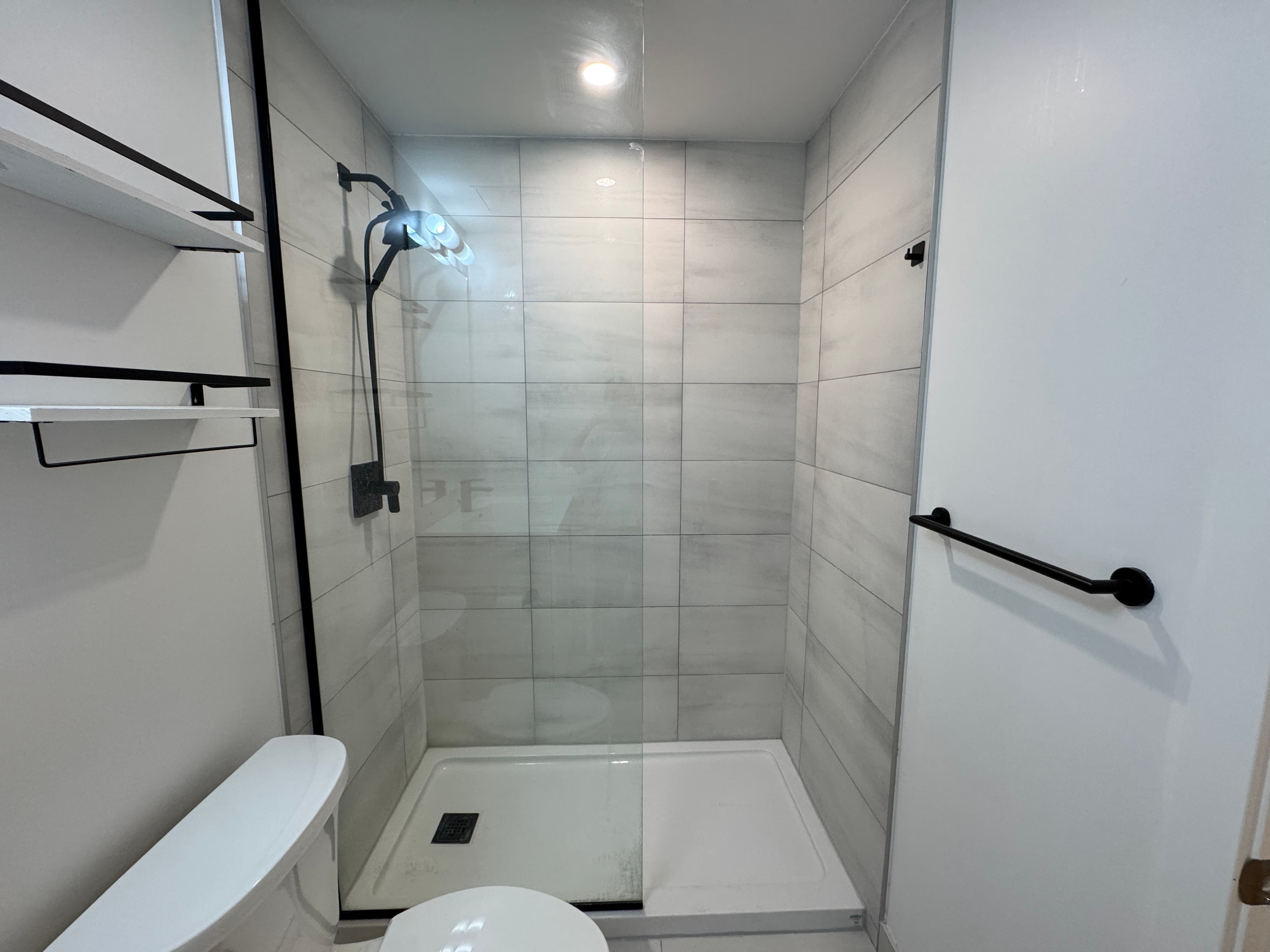 K-W Property Management — 1701 - Photo 11