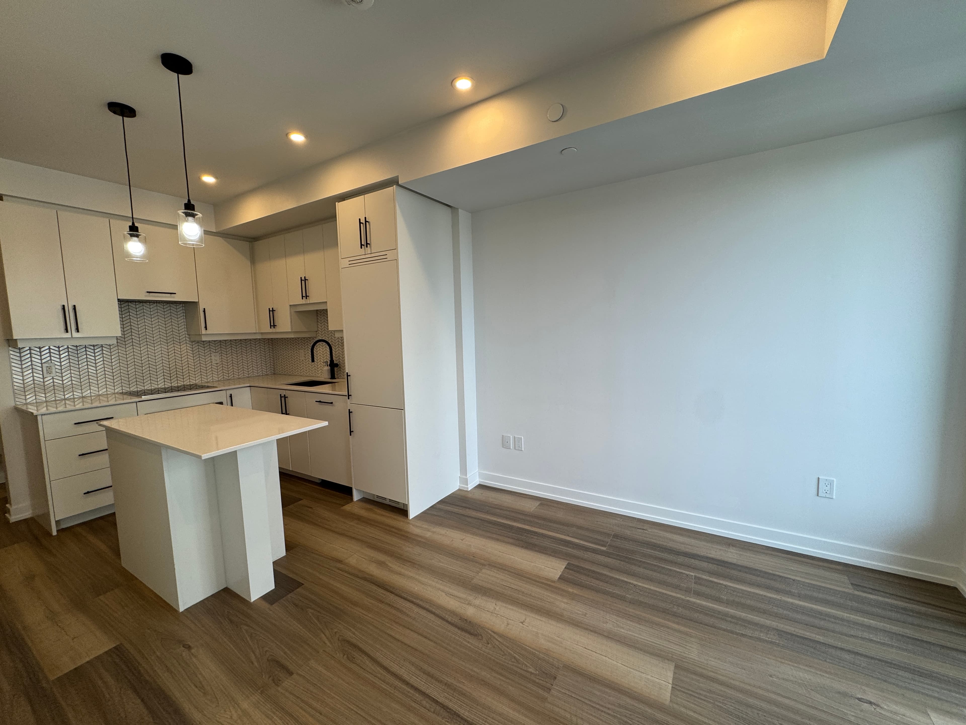 K-W Property Management — 1701 - Photo 15