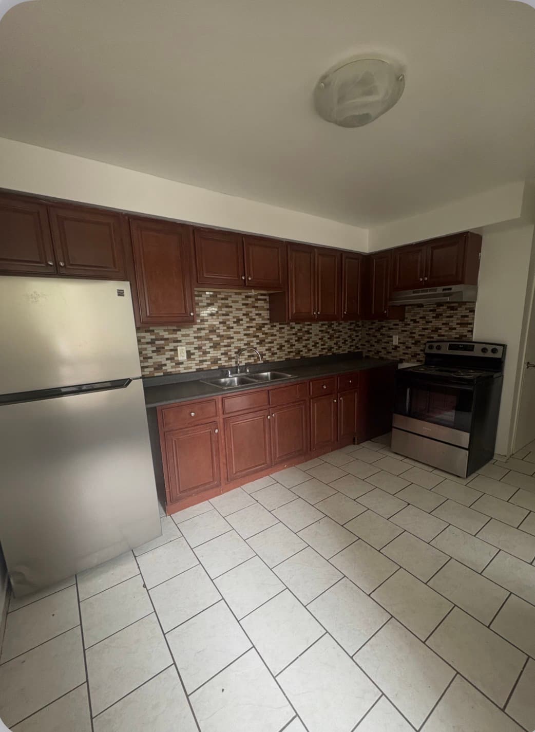 Whitehall Apartments — 42 - Photo 3