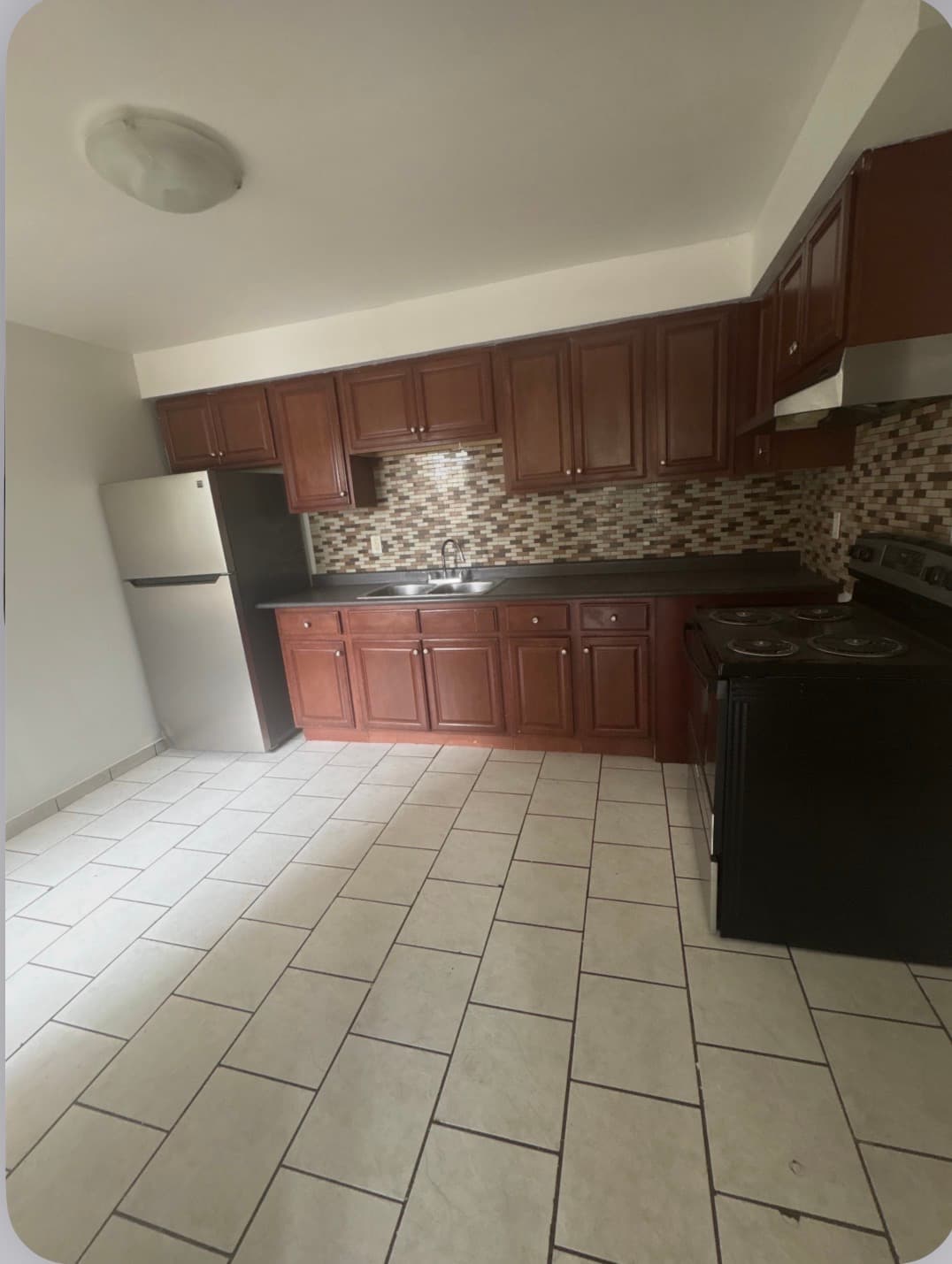 Whitehall Apartments — 42 - Photo 4