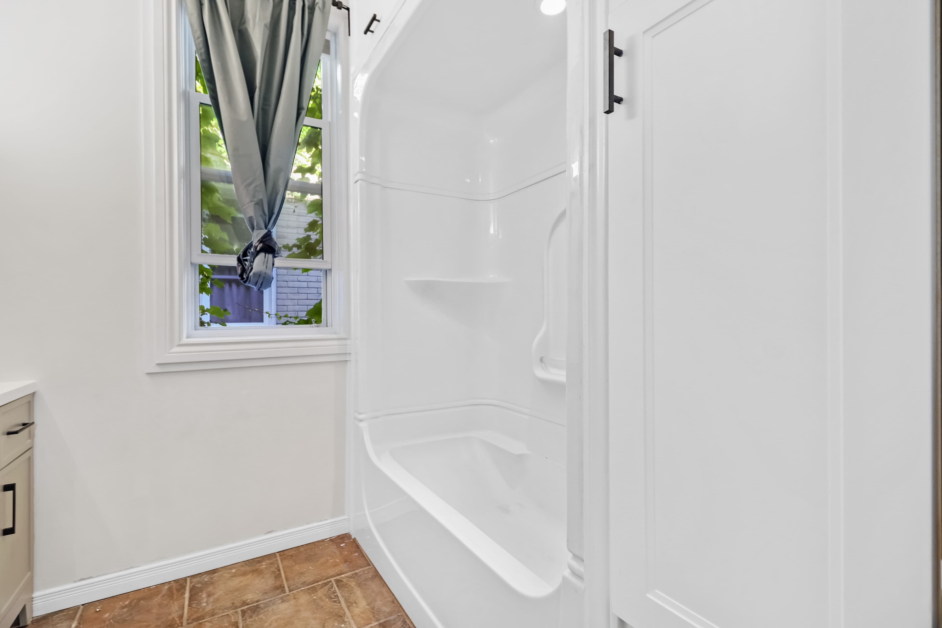 Pivot Turn Property Management - Photo 11