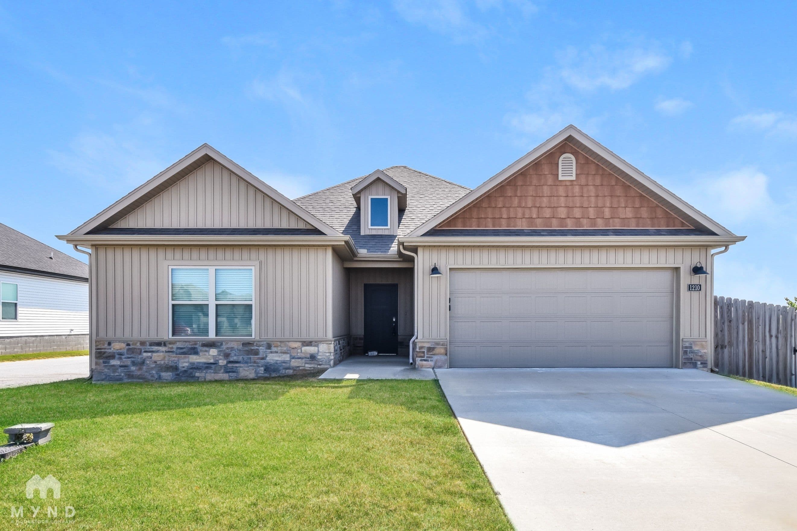 MYND — 3 Bedroom(s) and 2 Bathroom(s) - Photo 1