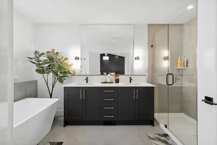 Rhenti — 4 Bedroom(s) and 3.5 Bathroom(s) - Photo 7