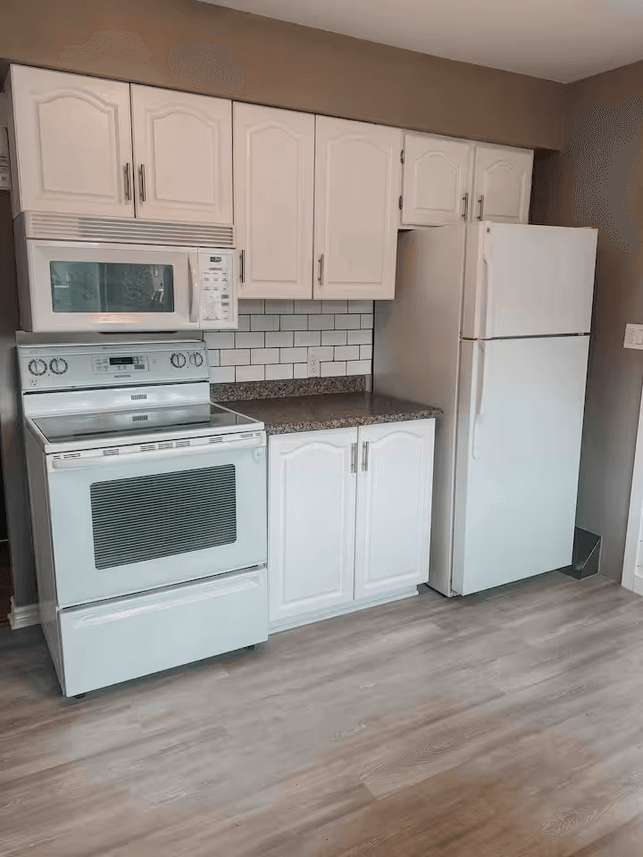 Rhenti — 3.5 Bedroom(s) and 2 Bathroom(s) - Photo 6