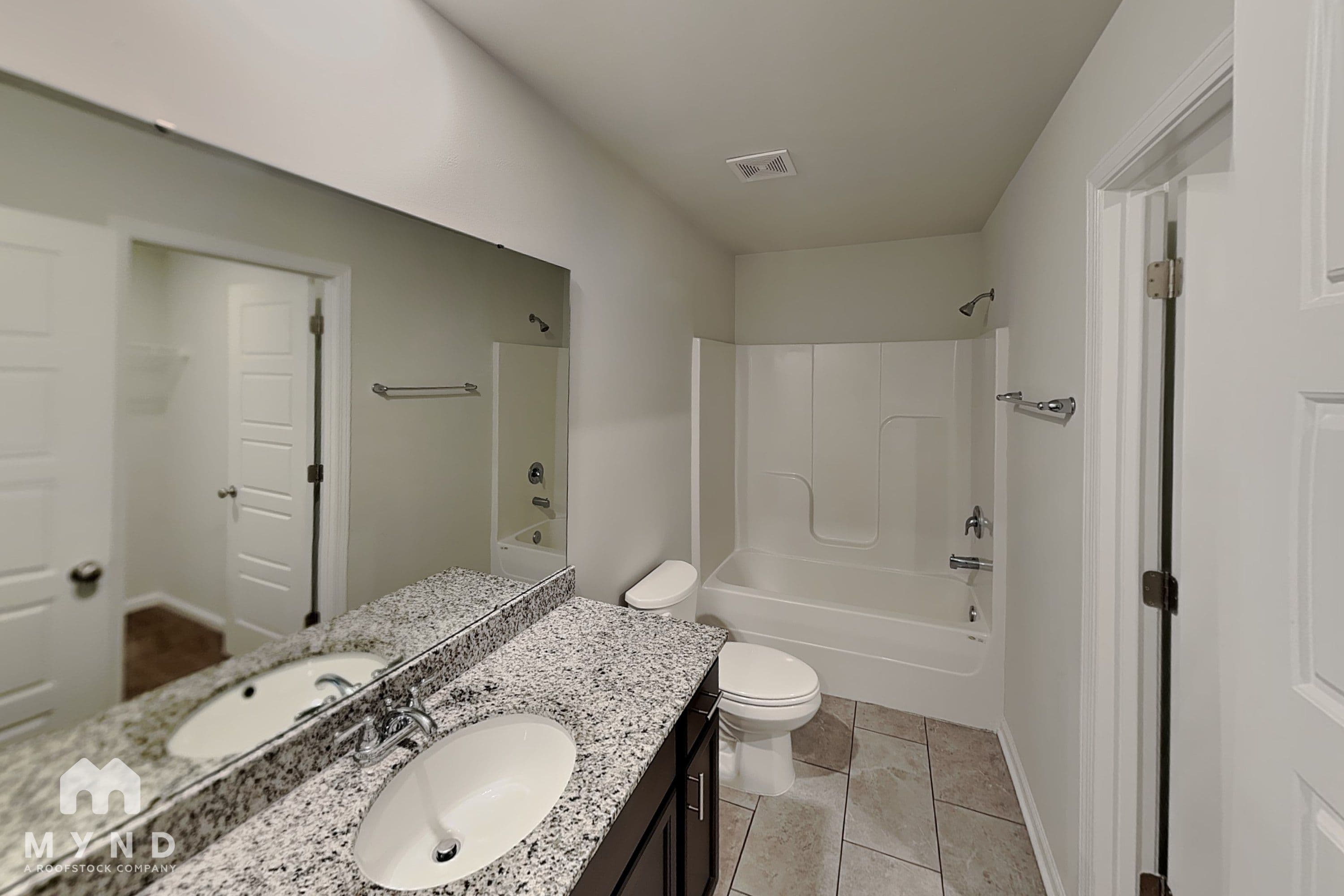 MYND — 3 Bedroom(s) and 2.5 Bathroom(s) - Photo 16