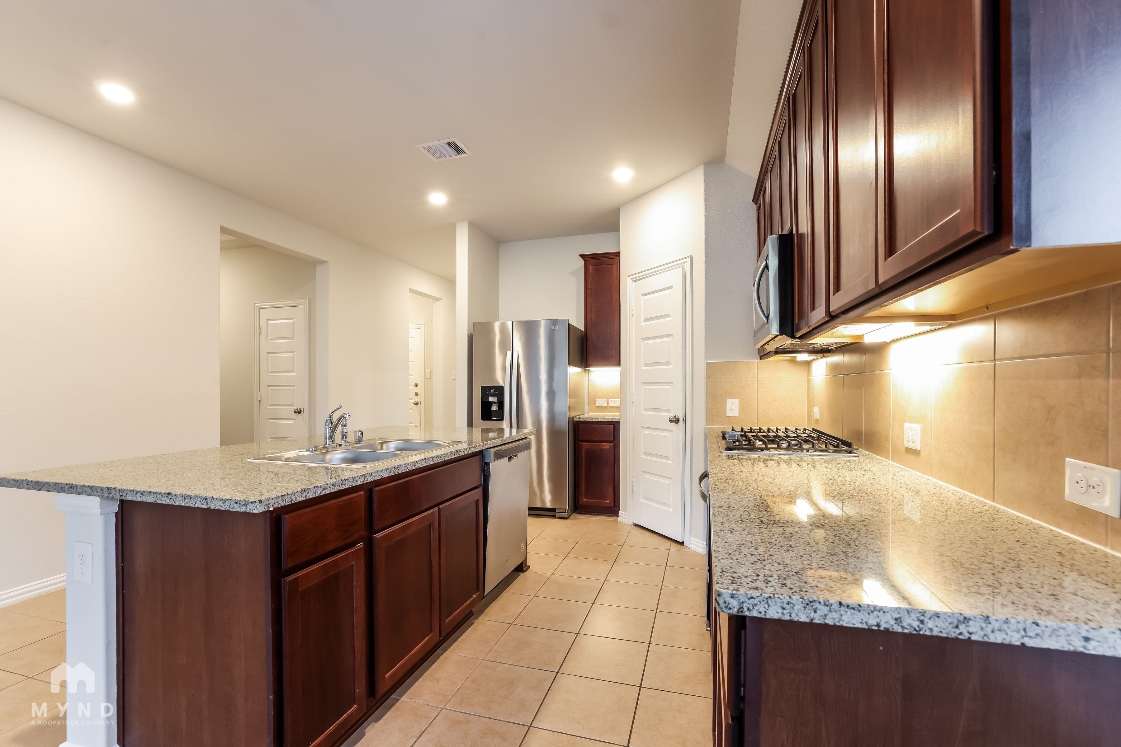 MYND — 3 Bedroom(s) and 2 Bathroom(s) - Photo 4