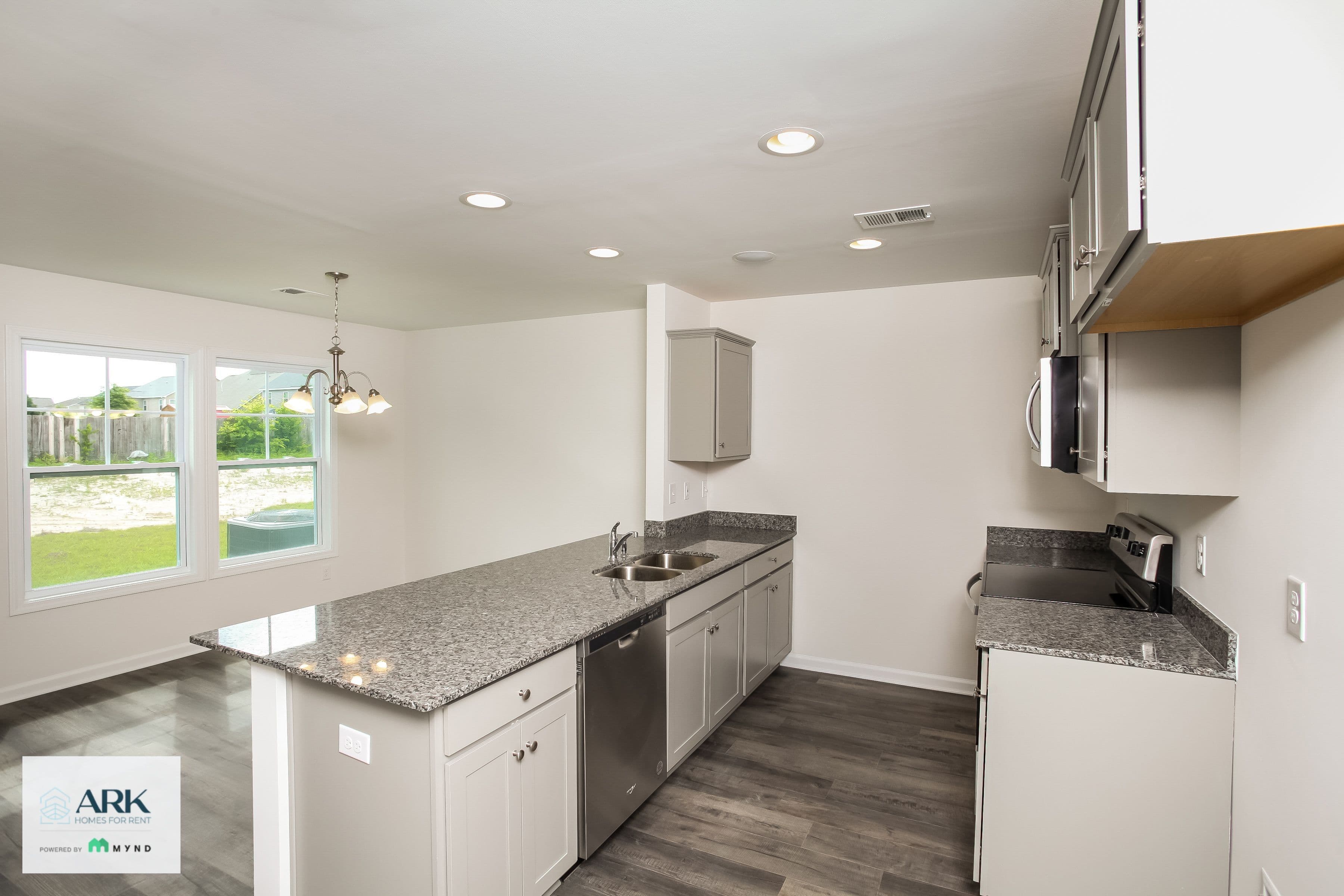 MYND — 4 Bedroom(s) and 2 Bathroom(s) - Photo 6