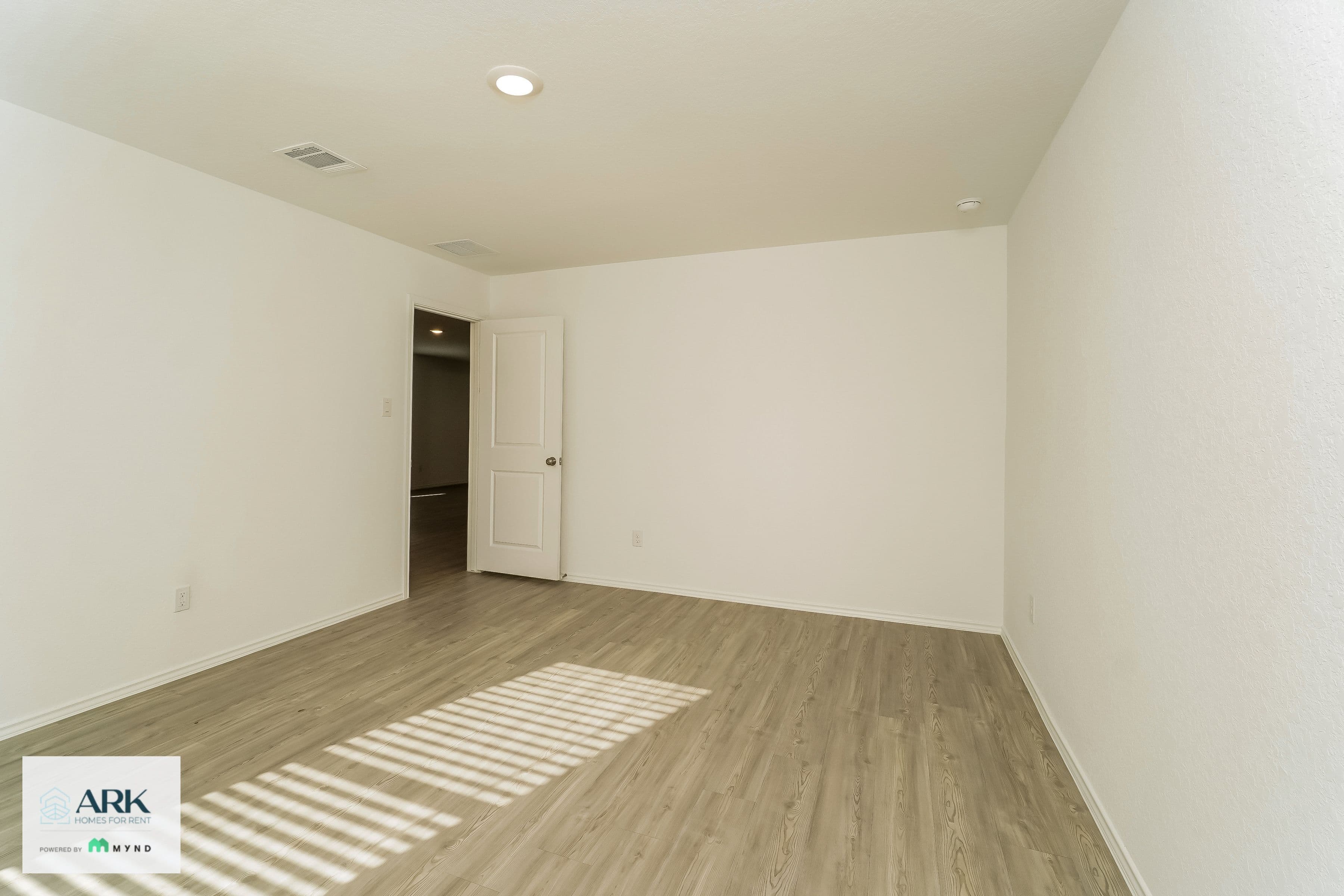 MYND - Photo 10