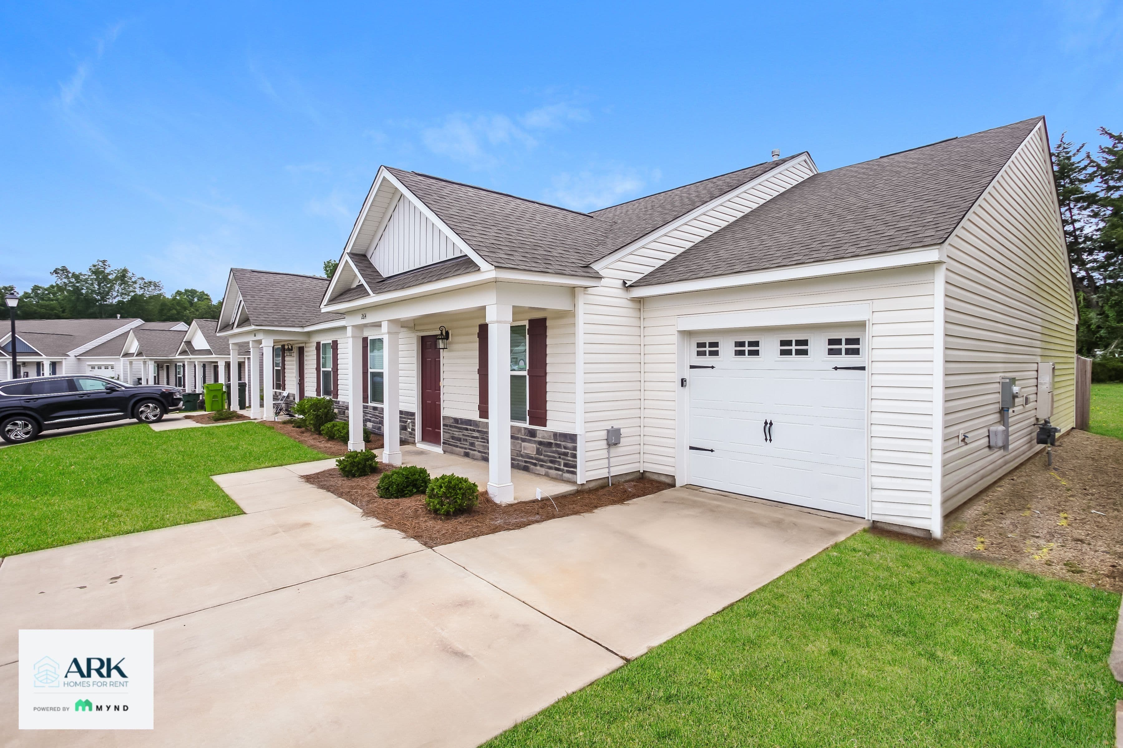 MYND — 3 Bedroom(s) and 2 Bathroom(s) - Photo 2
