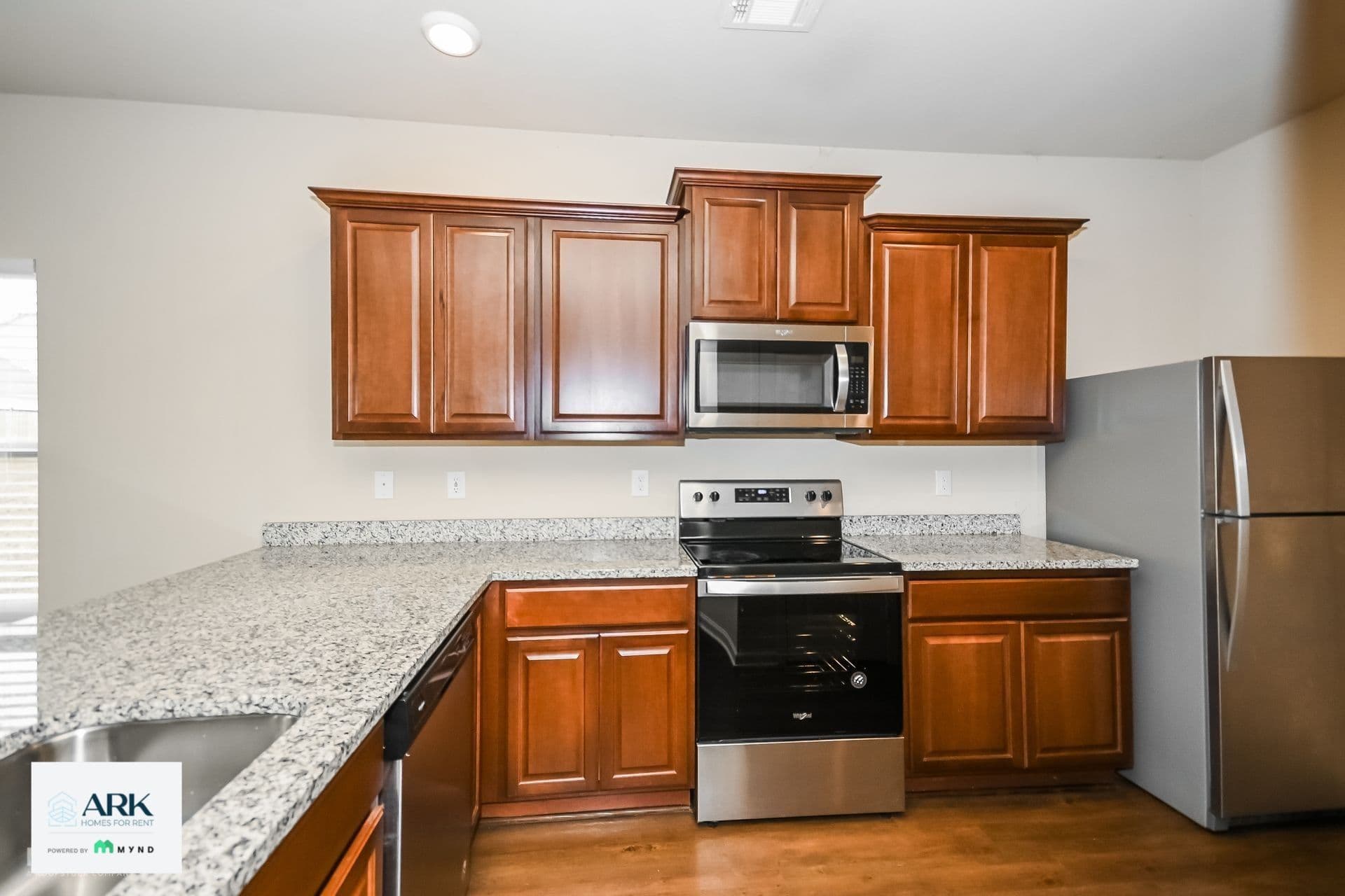 MYND — 3 Bedroom(s) and 2.5 Bathroom(s) - Photo 4