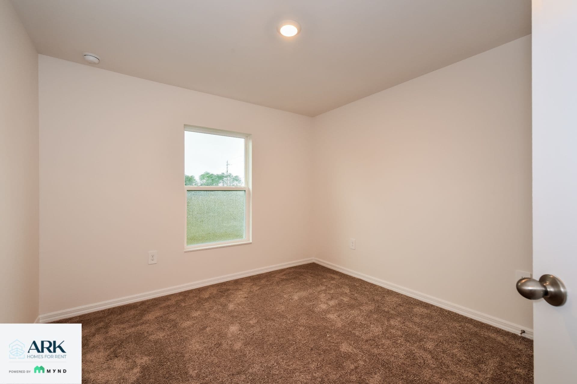 MYND — 5 Bedroom(s) and 3 Bathroom(s) - Photo 12
