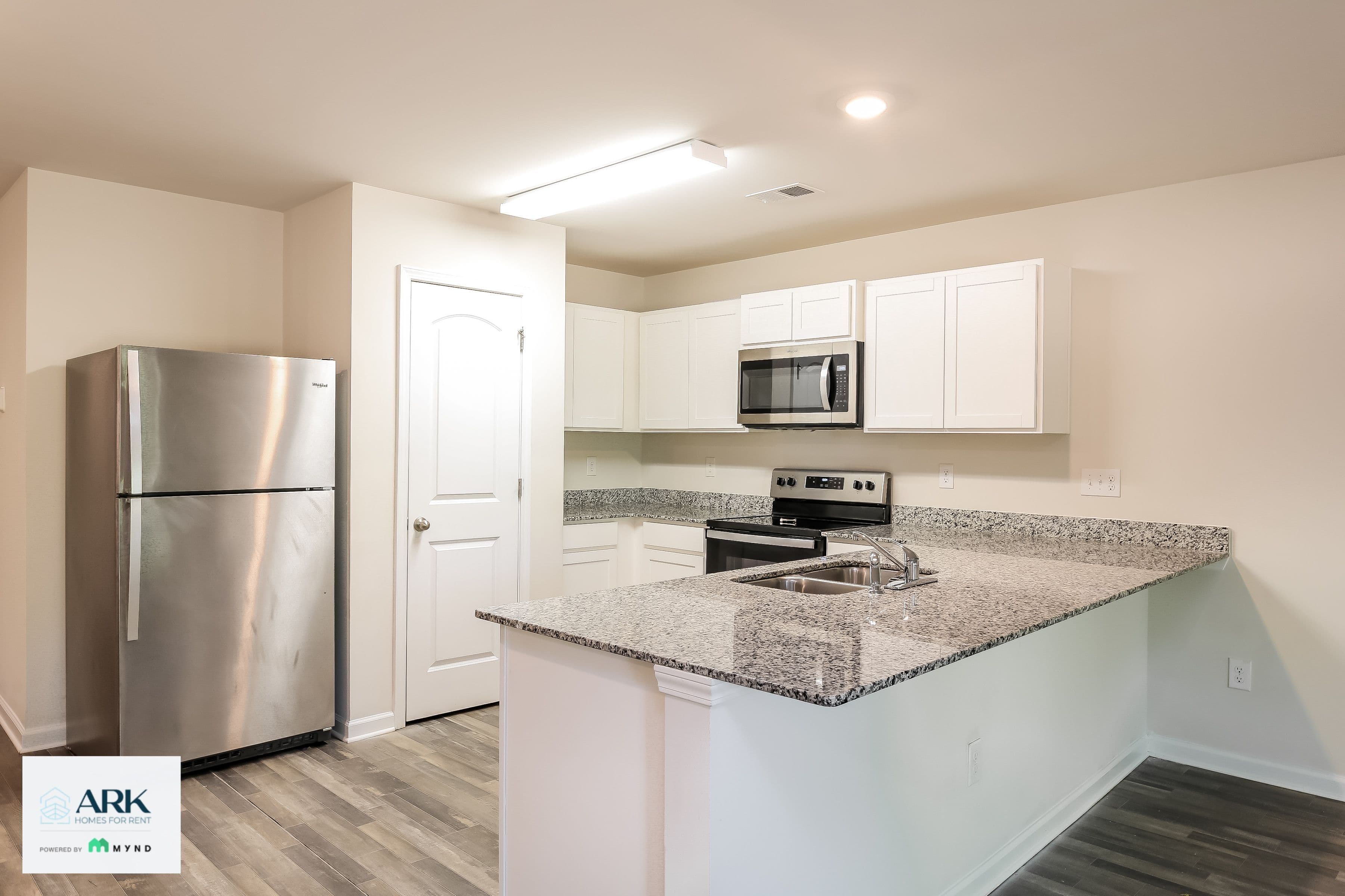 MYND — 3 Bedroom(s) and 3 Bathroom(s) - Photo 3