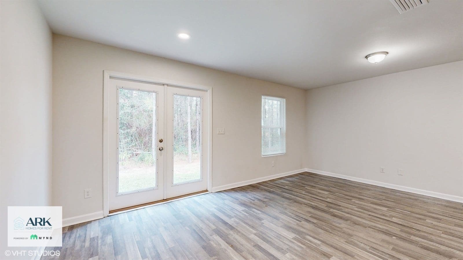 MYND — 4 Bedroom(s) and 2 Bathroom(s) - Photo 9