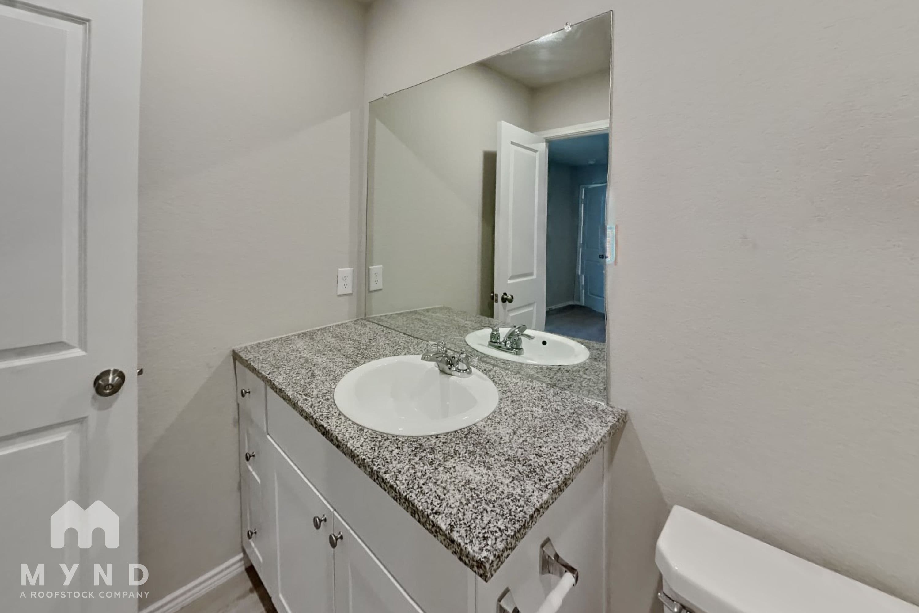 MYND — 2 Bedroom(s) and 2.5 Bathroom(s) - Photo 9