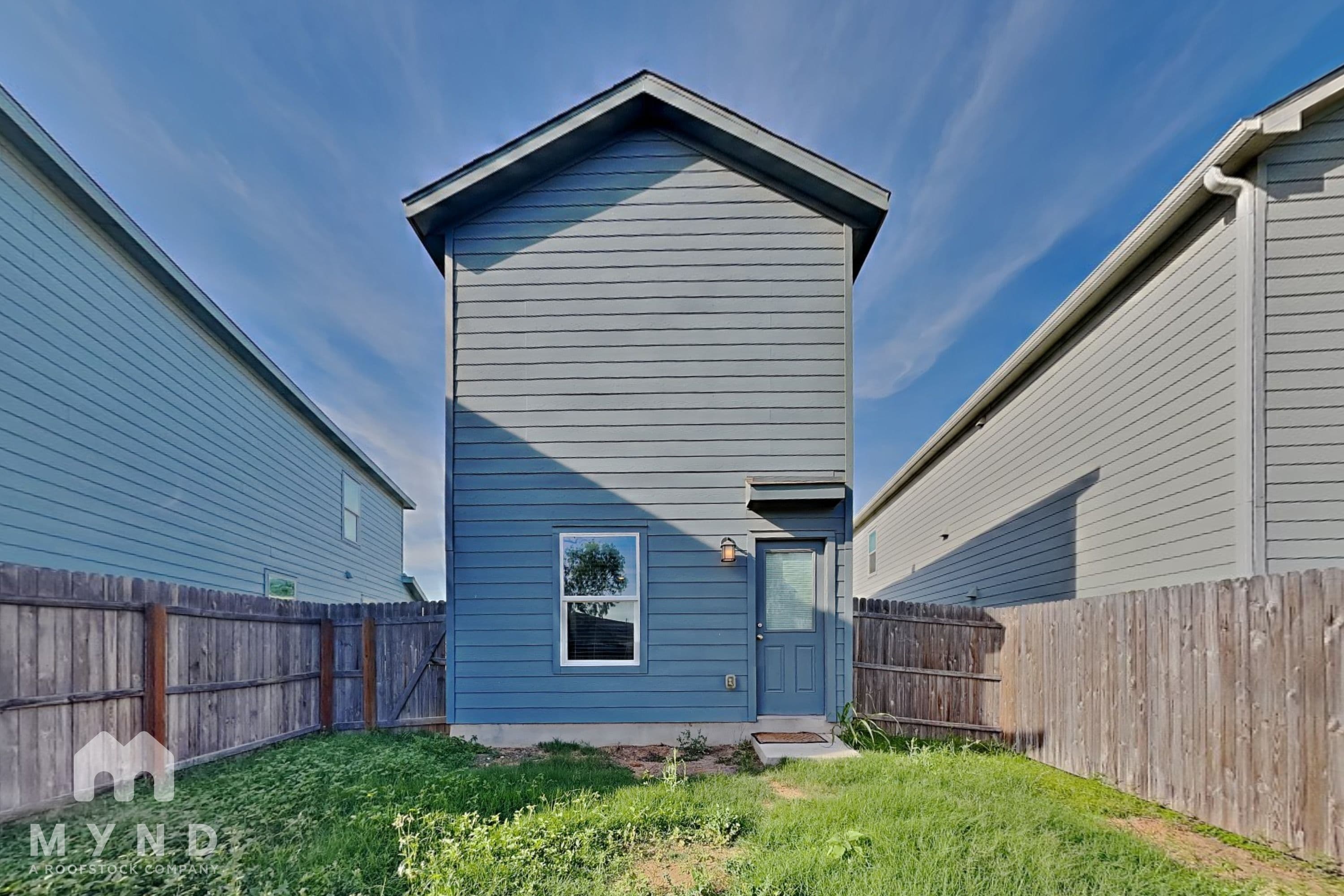 MYND — 2 Bedroom(s) and 2.5 Bathroom(s) - Photo 17