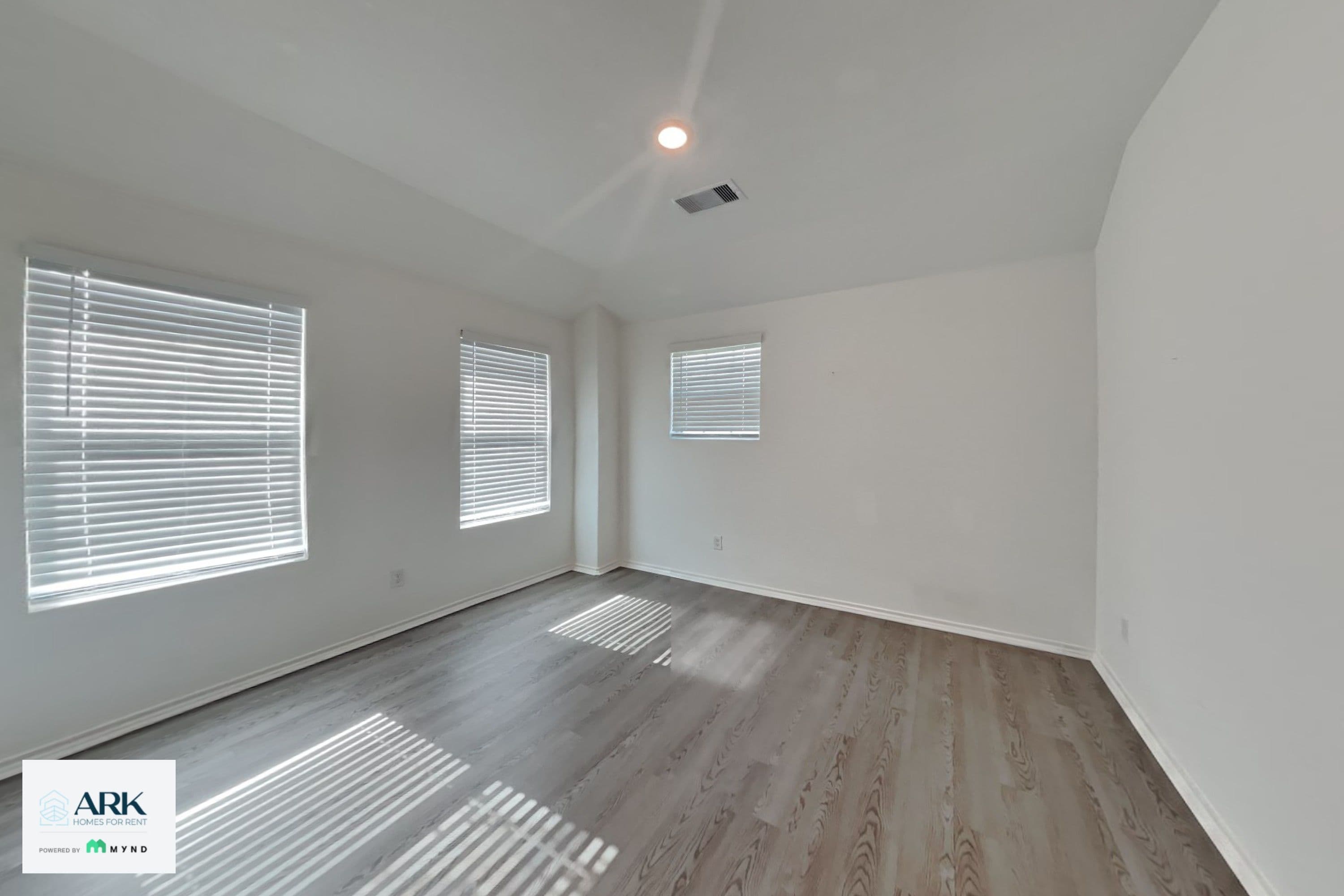 MYND — 4 Bedroom(s) and 2.5 Bathroom(s) - Photo 14