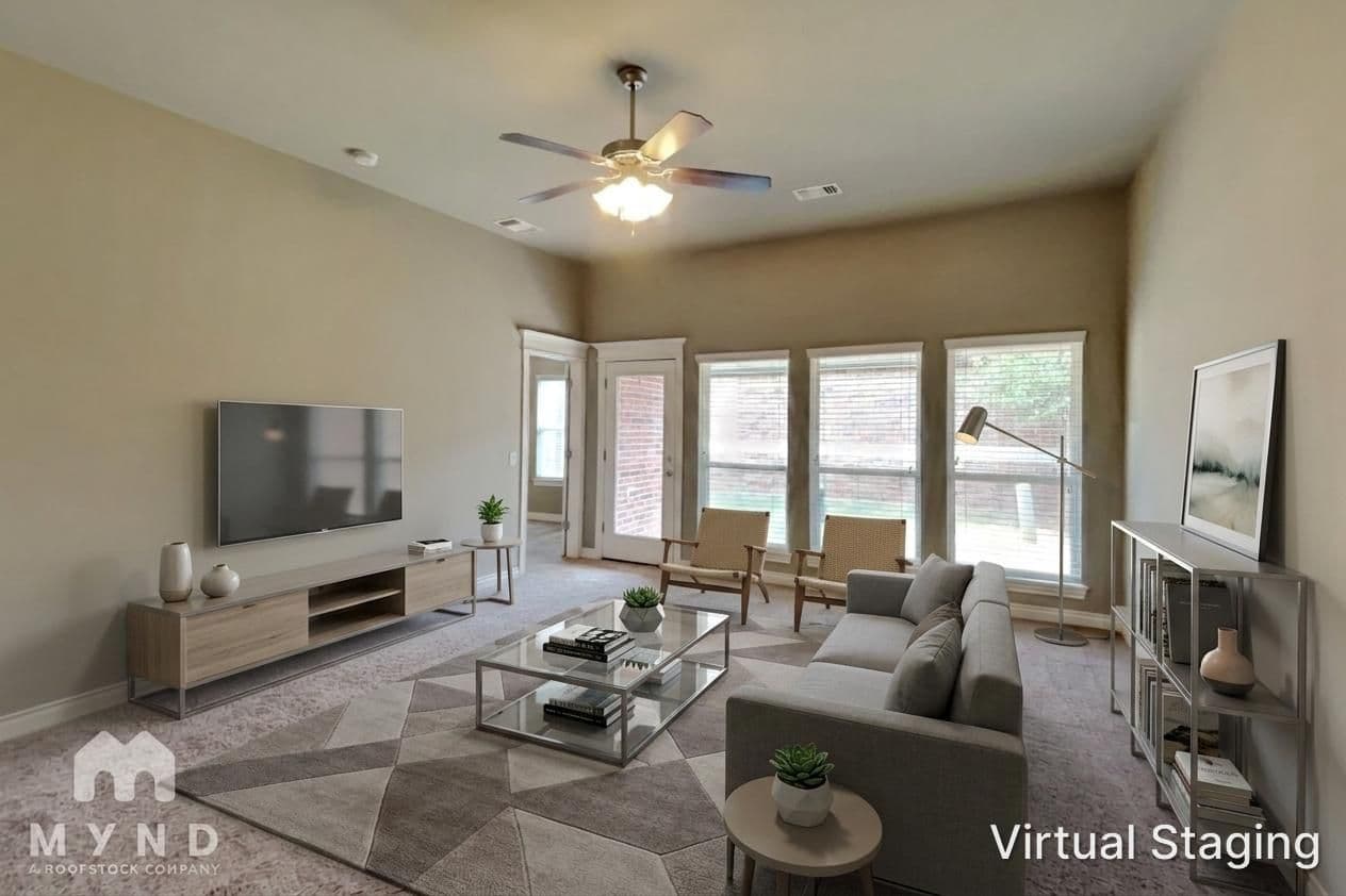 MYND — 3 Bedroom(s) and 2 Bathroom(s) - Photo 3