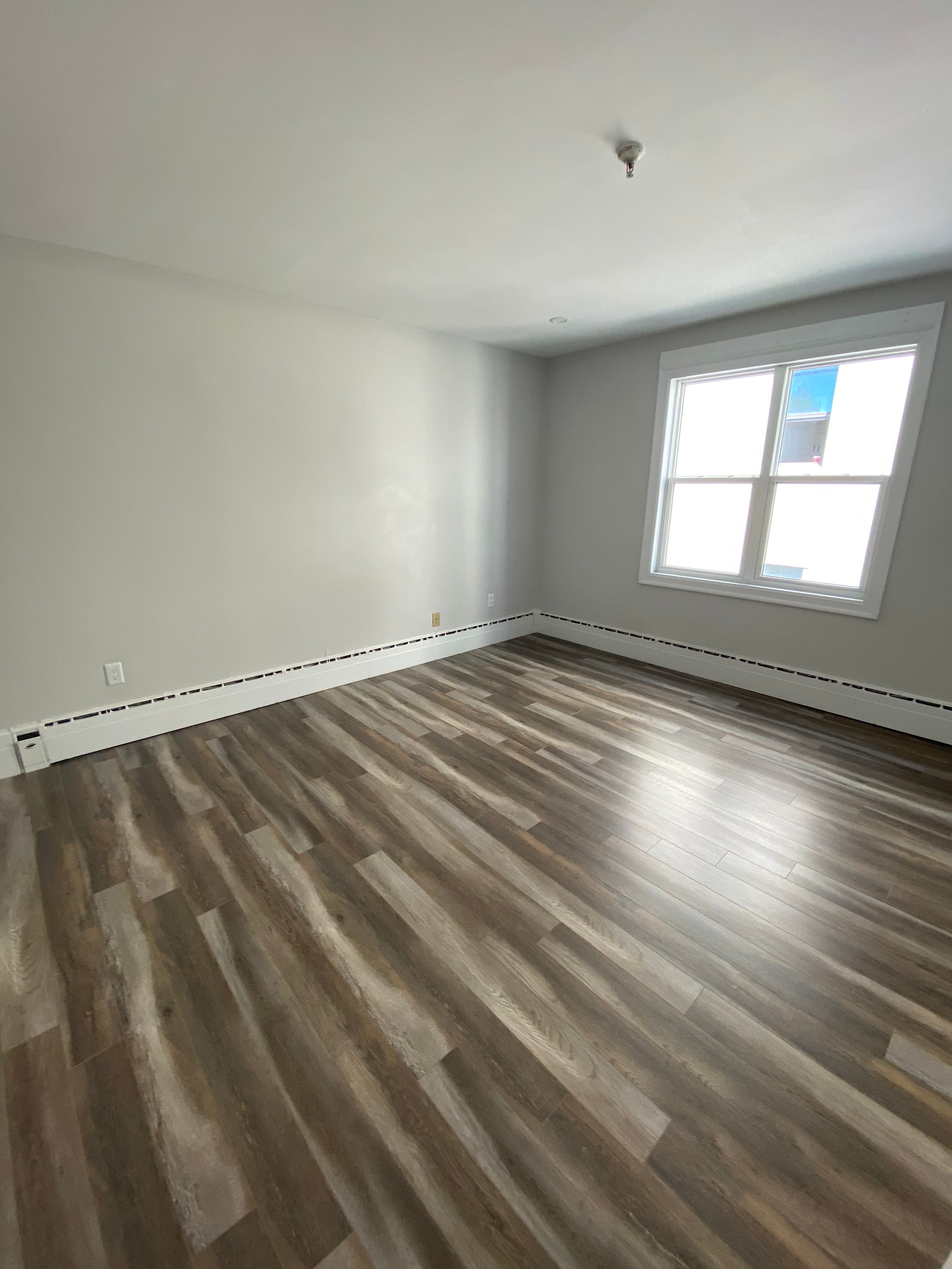 Urchin Property Management Inc. - Photo 7