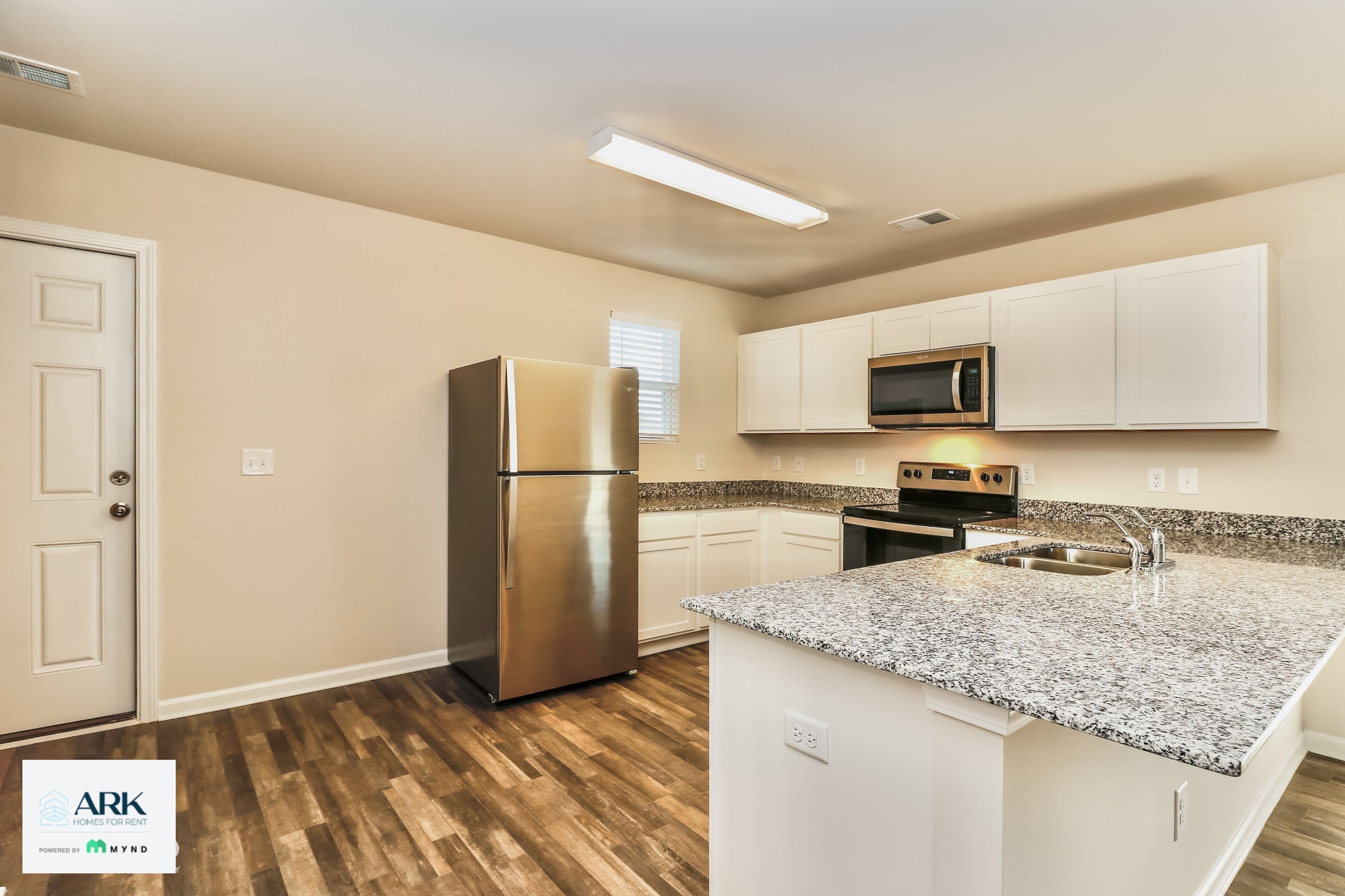 MYND — 3 Bedroom(s) and 2.5 Bathroom(s) - Photo 4
