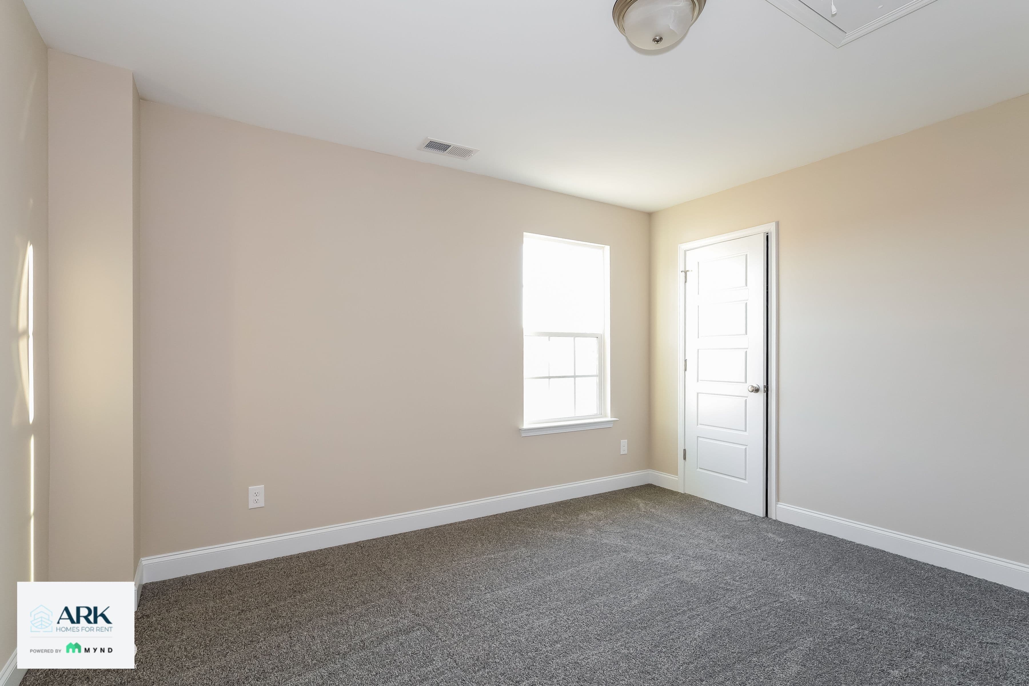 MYND — 4 Bedroom(s) and 2.5 Bathroom(s) - Photo 13