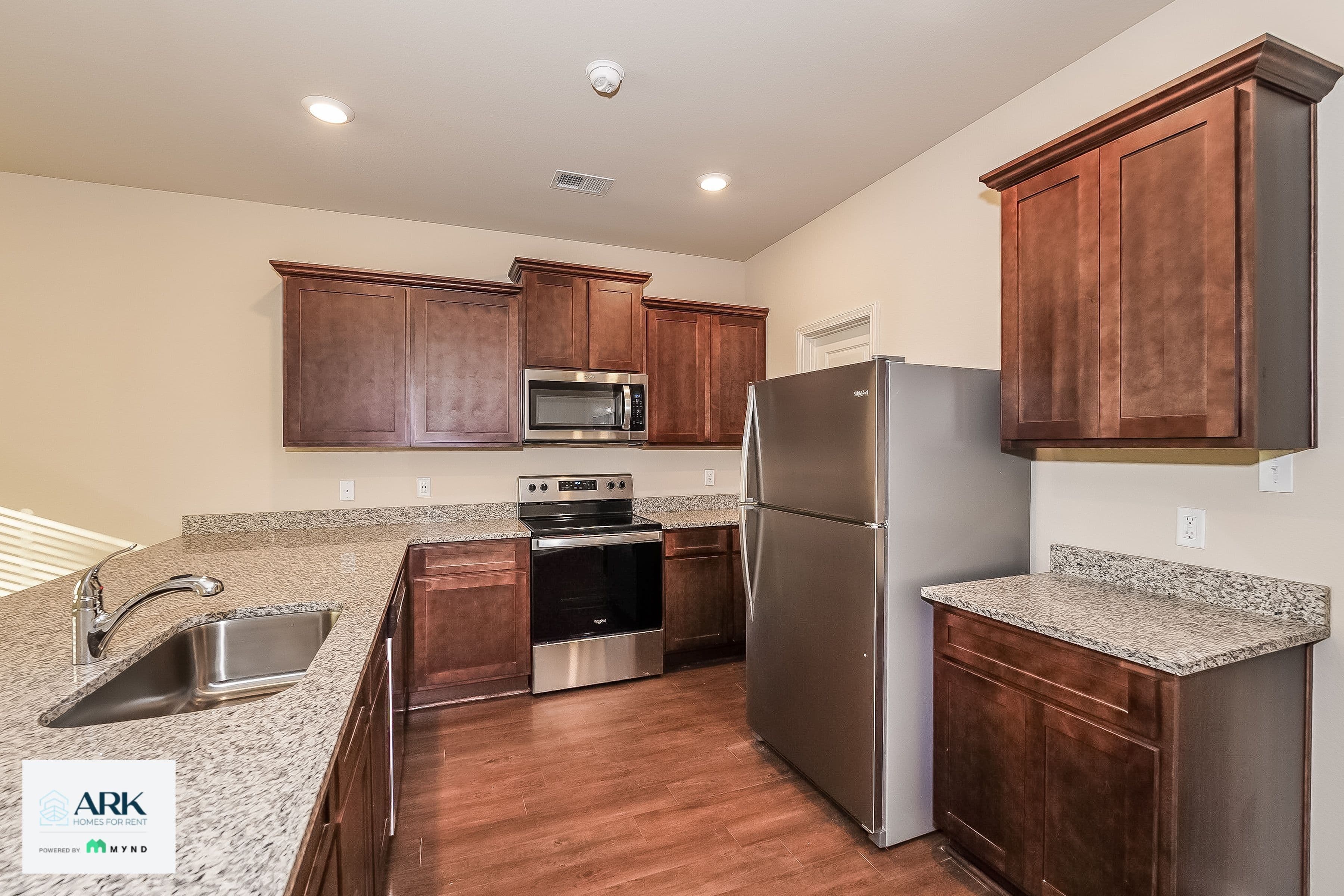 MYND — 3 Bedroom(s) and 2.5 Bathroom(s) - Photo 5