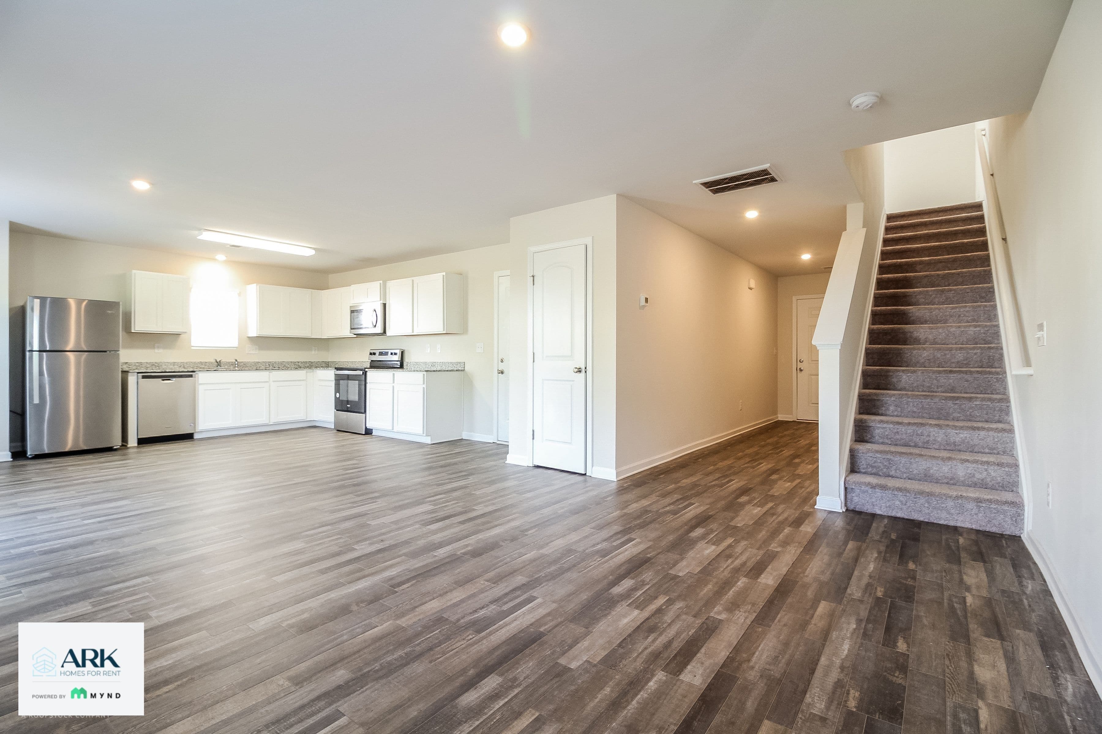 MYND — 3 Bedroom(s) and 3 Bathroom(s) - Photo 4