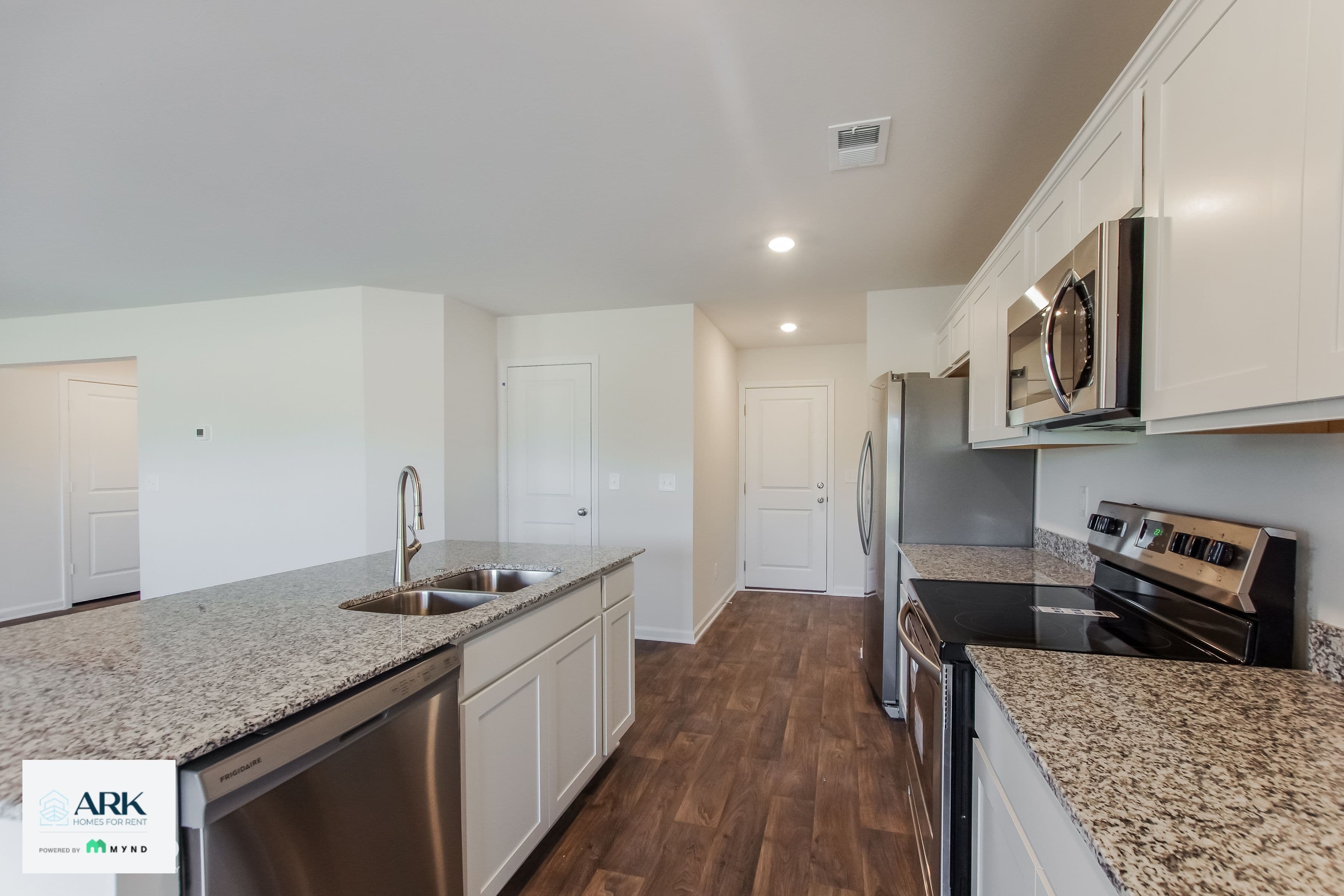 MYND — 4 Bedroom(s) and 2.5 Bathroom(s) - Photo 6