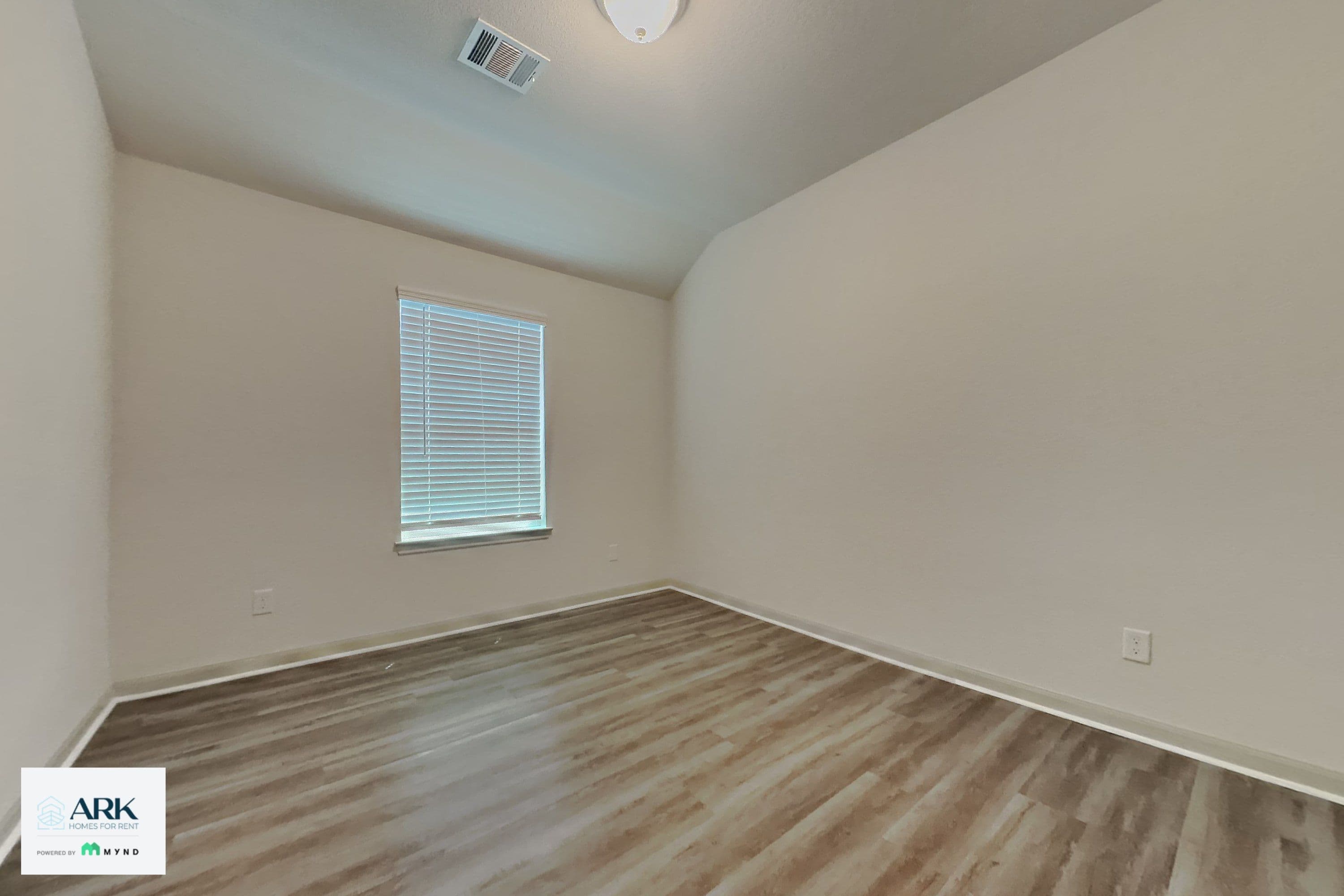 MYND — 4 Bedroom(s) and 3.5 Bathroom(s) - Photo 9