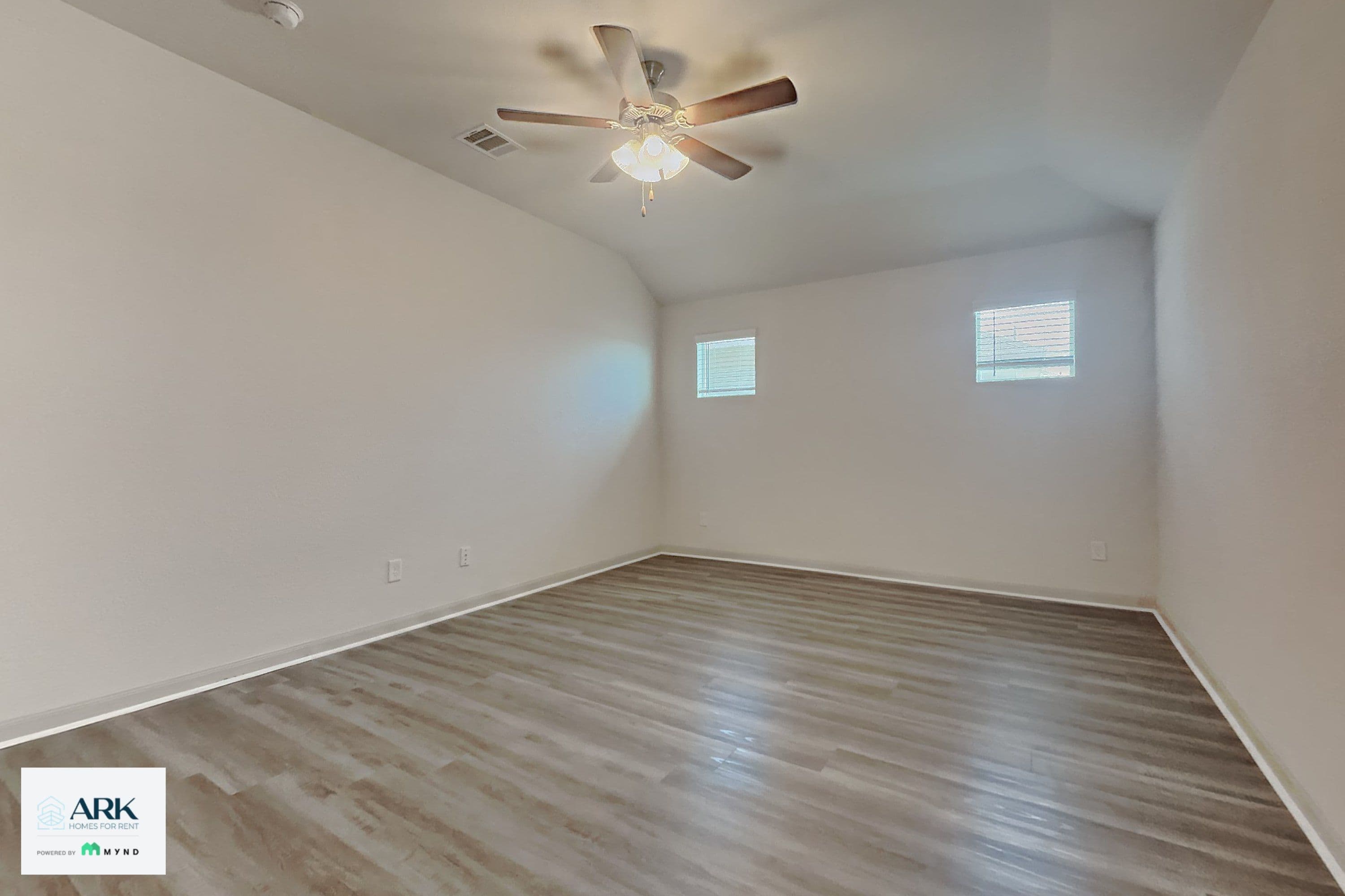 MYND — 4 Bedroom(s) and 3.5 Bathroom(s) - Photo 11
