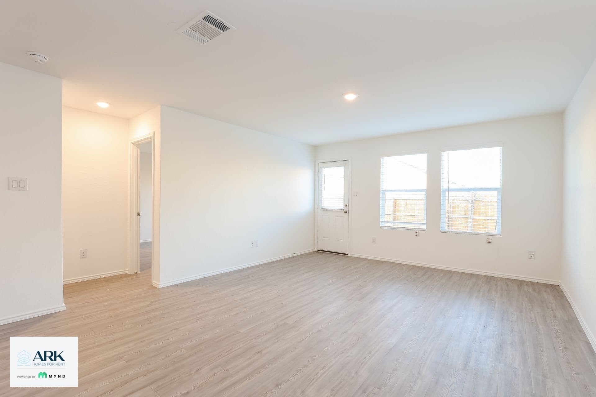MYND — 4 Bedroom(s) and 2 Bathroom(s) - Photo 3