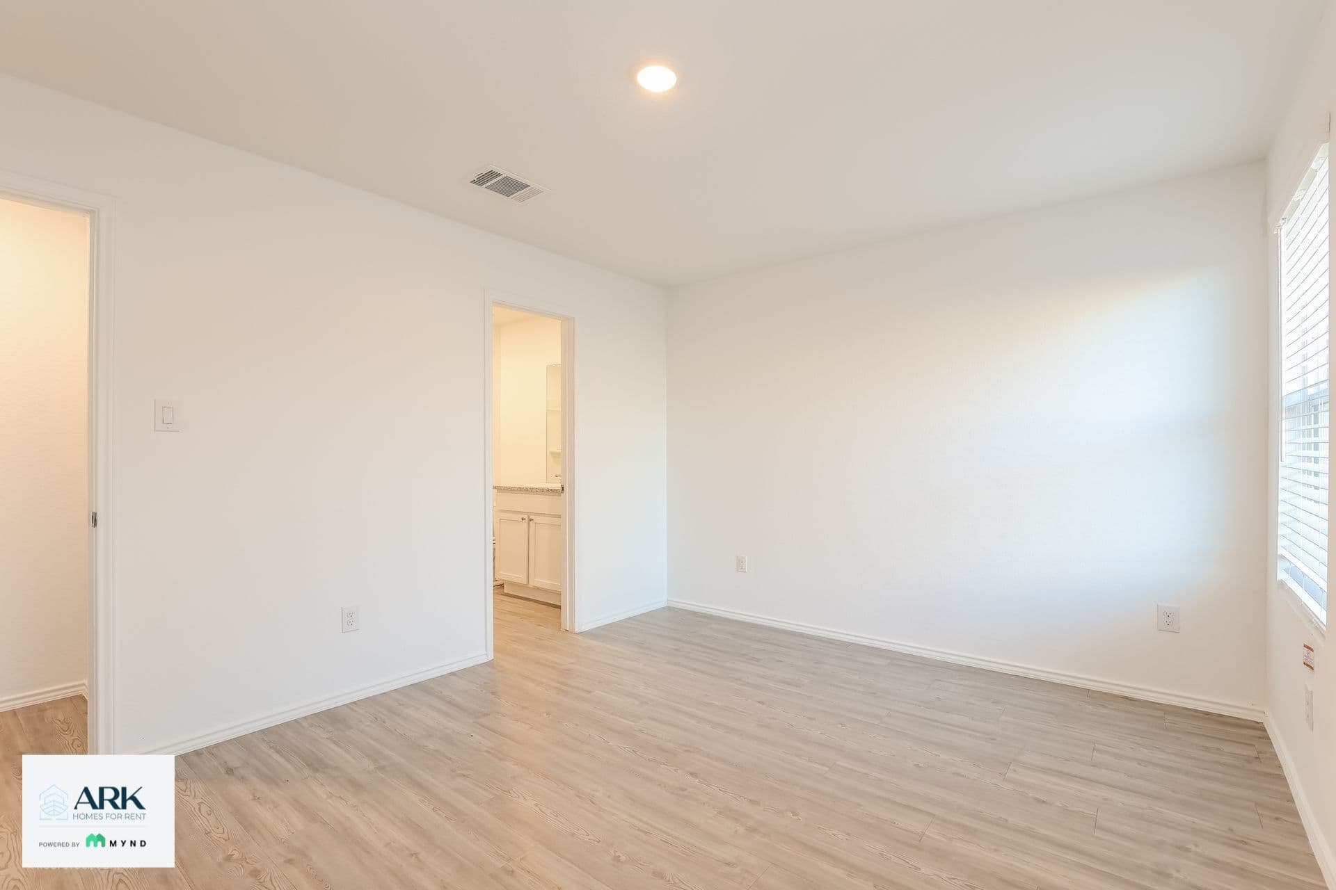MYND — 4 Bedroom(s) and 2 Bathroom(s) - Photo 8