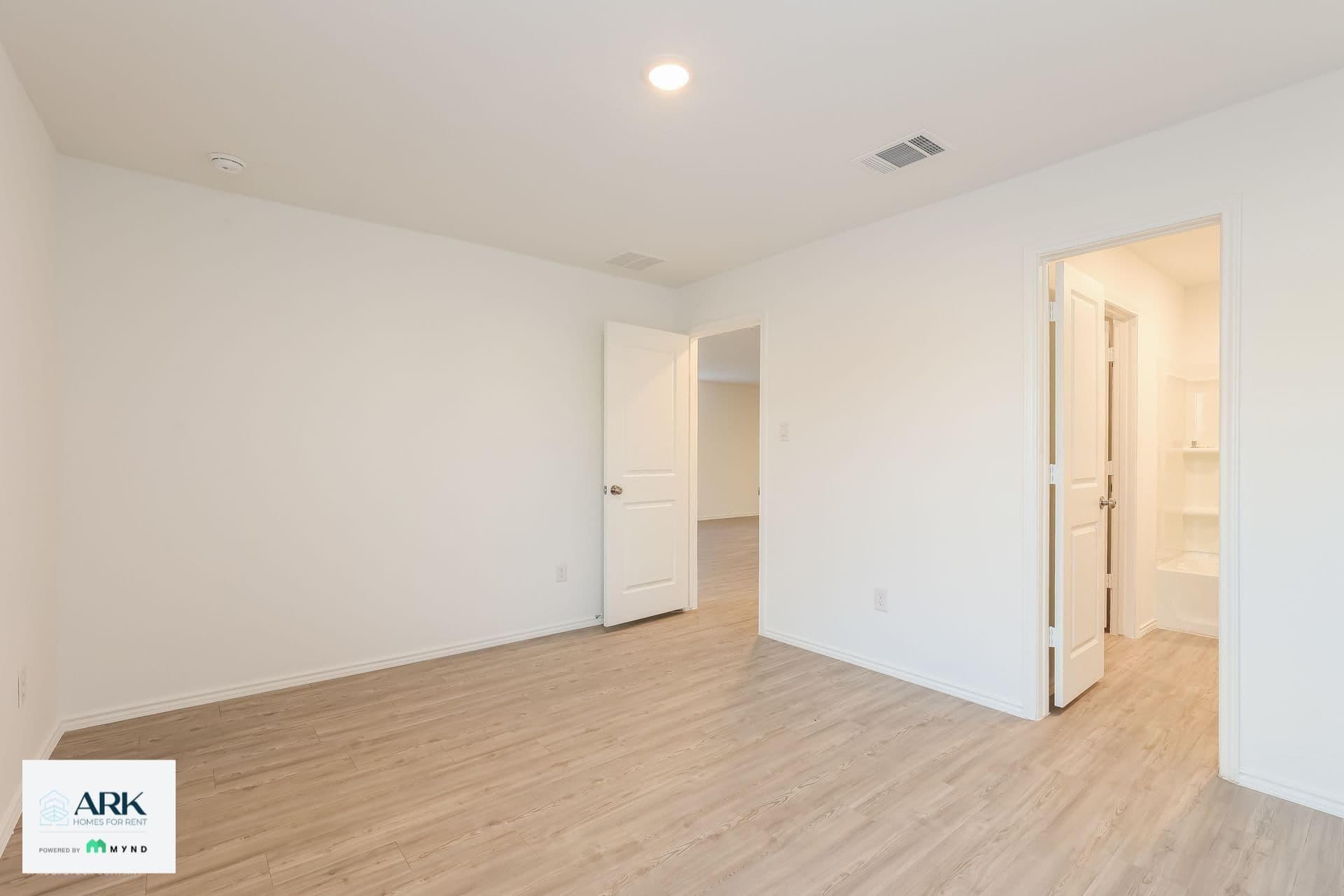 MYND — 4 Bedroom(s) and 2 Bathroom(s) - Photo 9