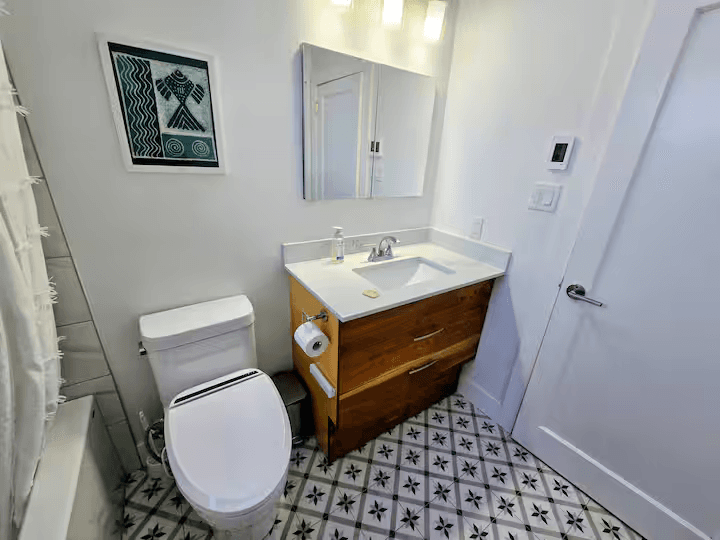 Rhenti — 3 Bedroom(s) and 2 Bathroom(s) - Photo 7