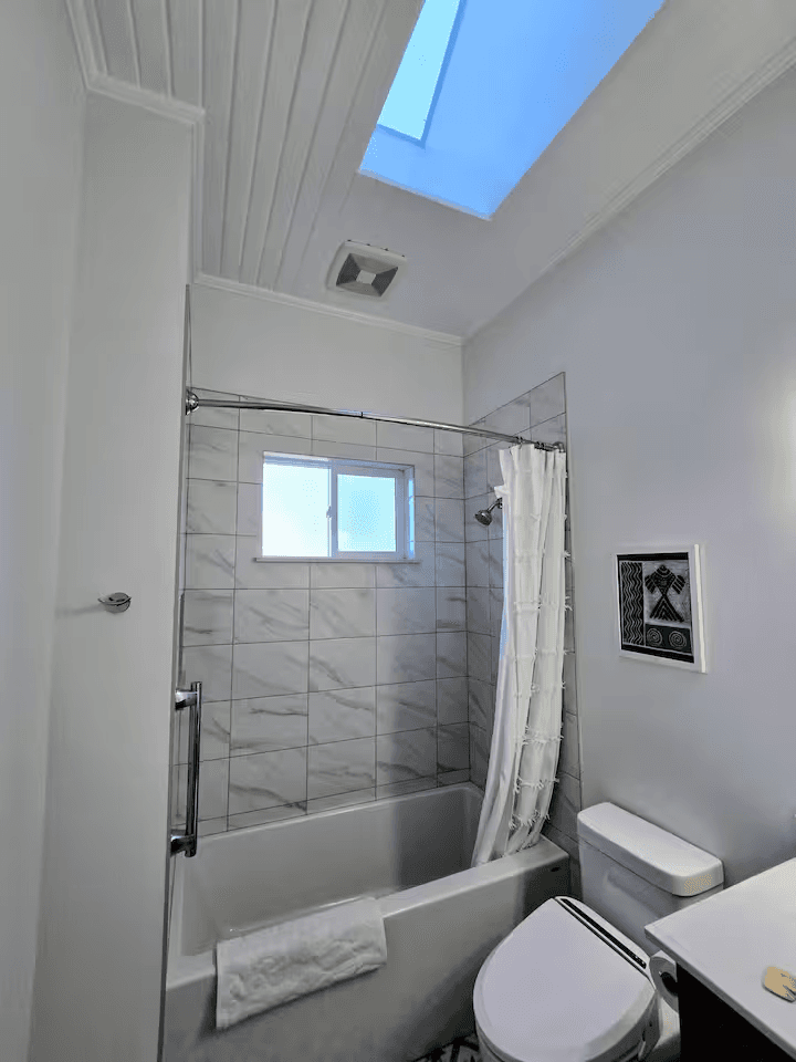 Rhenti — 3 Bedroom(s) and 2 Bathroom(s) - Photo 9