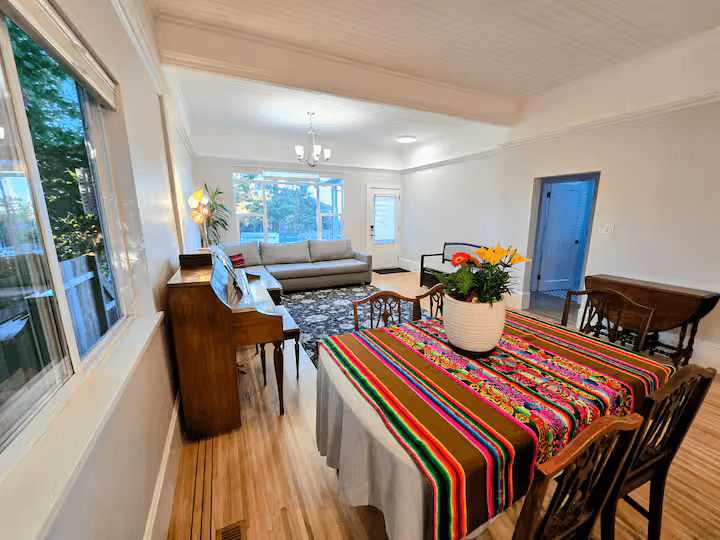Rhenti — 3 Bedroom(s) and 2 Bathroom(s) - Photo 4