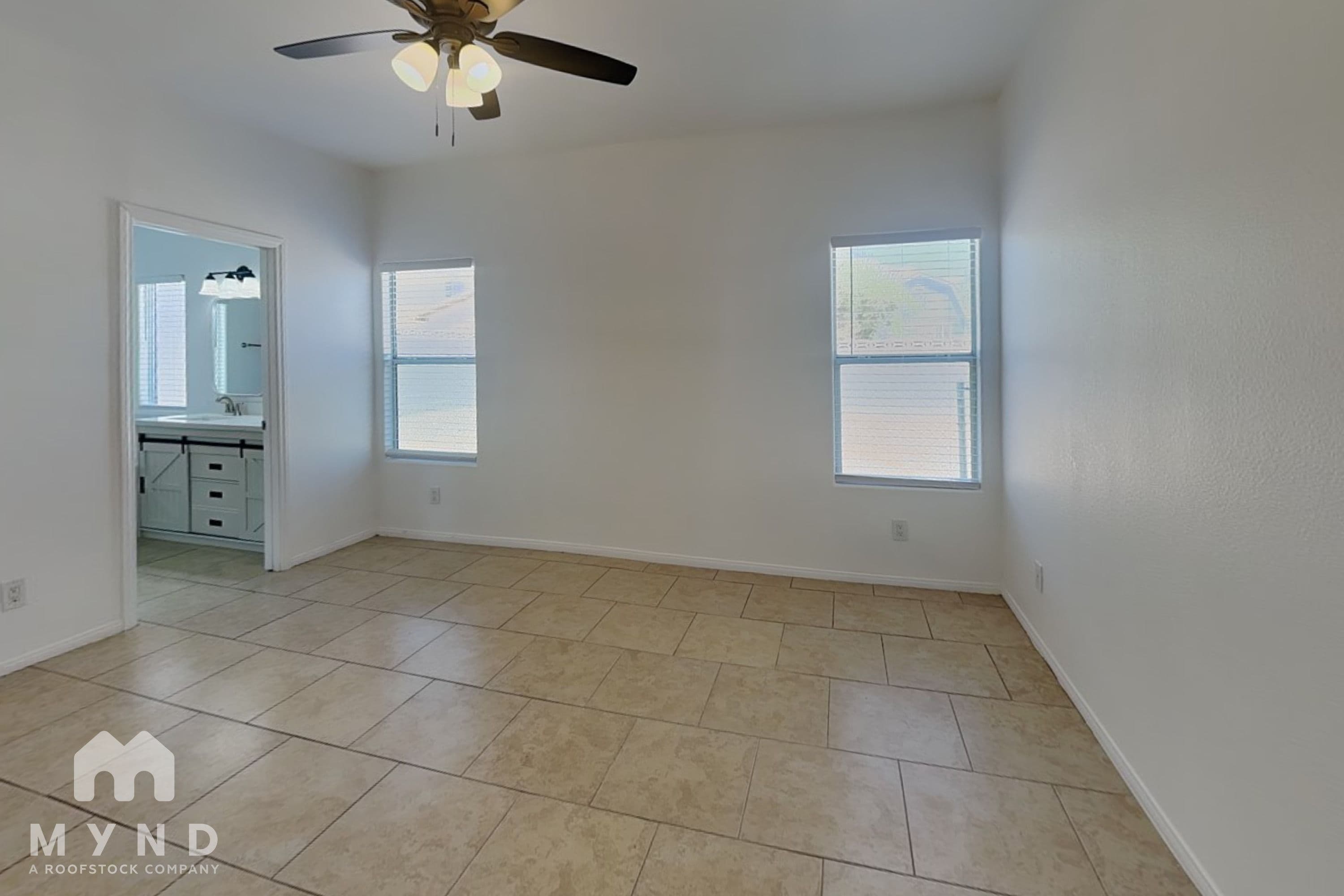 MYND — 5 Bedroom(s) and 2 Bathroom(s) - Photo 9