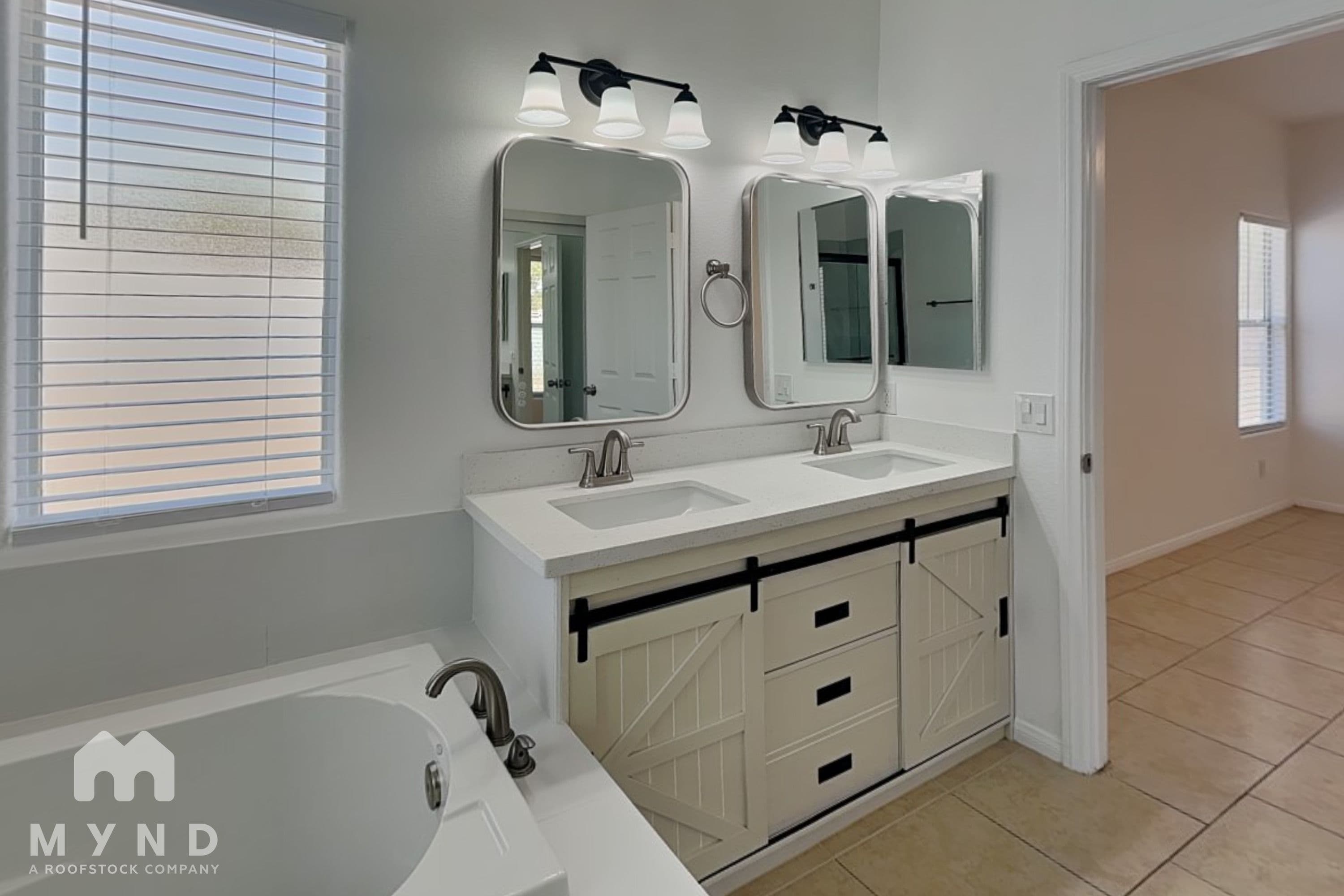 MYND — 5 Bedroom(s) and 2 Bathroom(s) - Photo 11